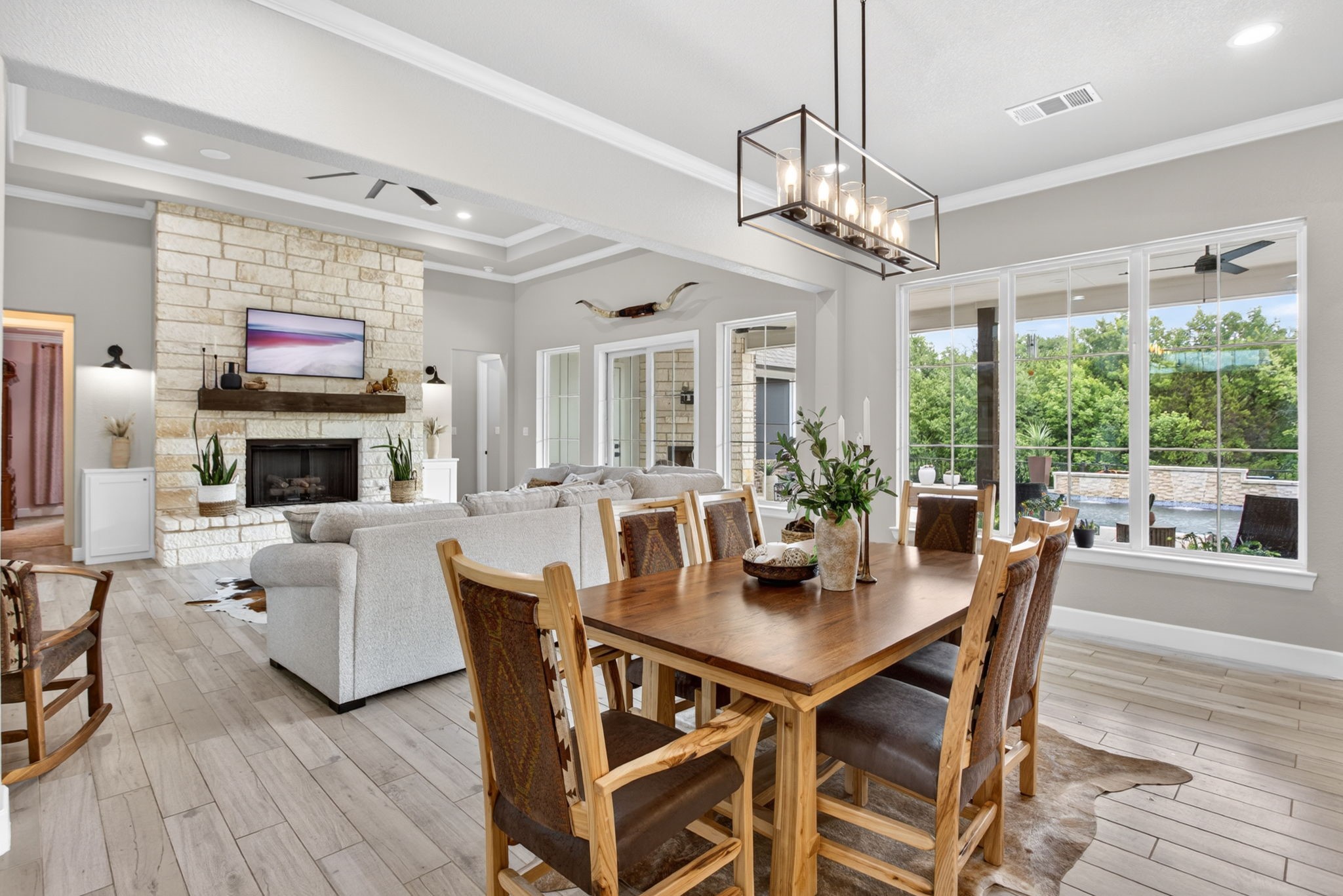 4004 Legend Trail
