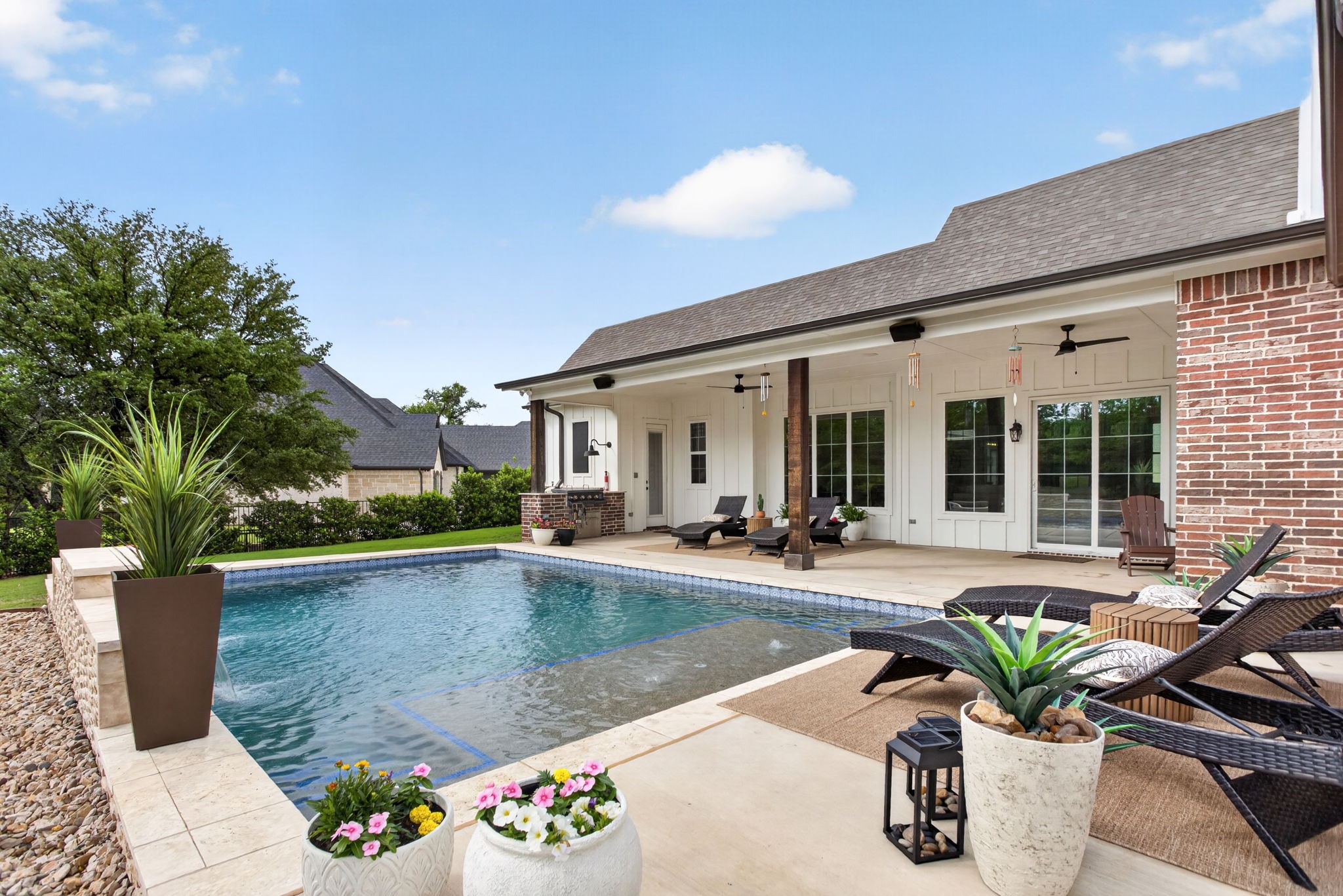4004 Legend Trail
