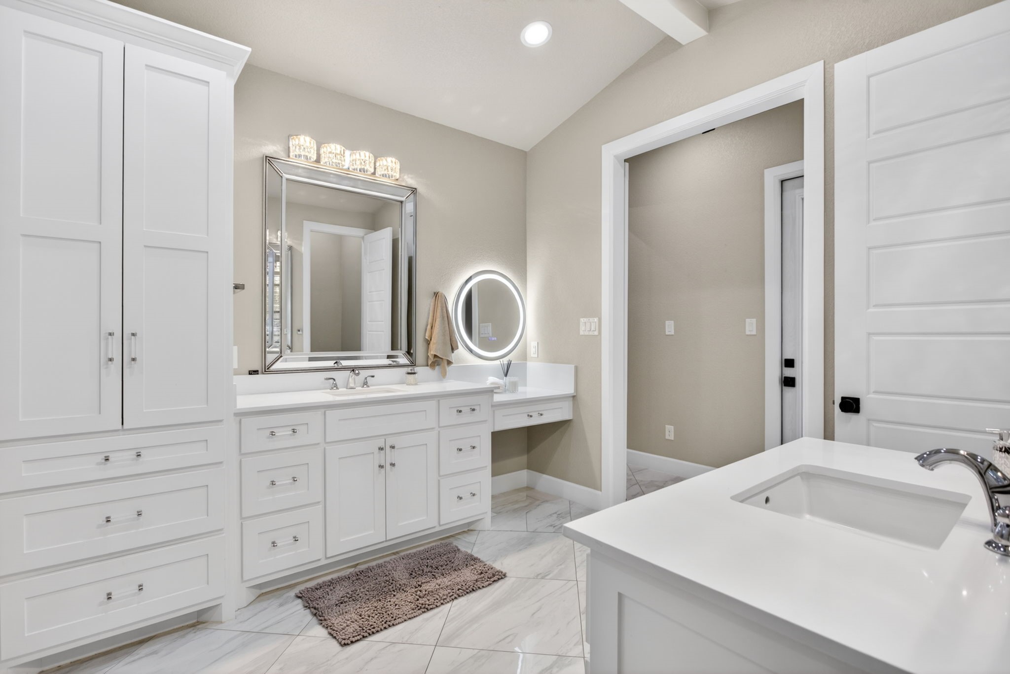 4004 Legend Trail