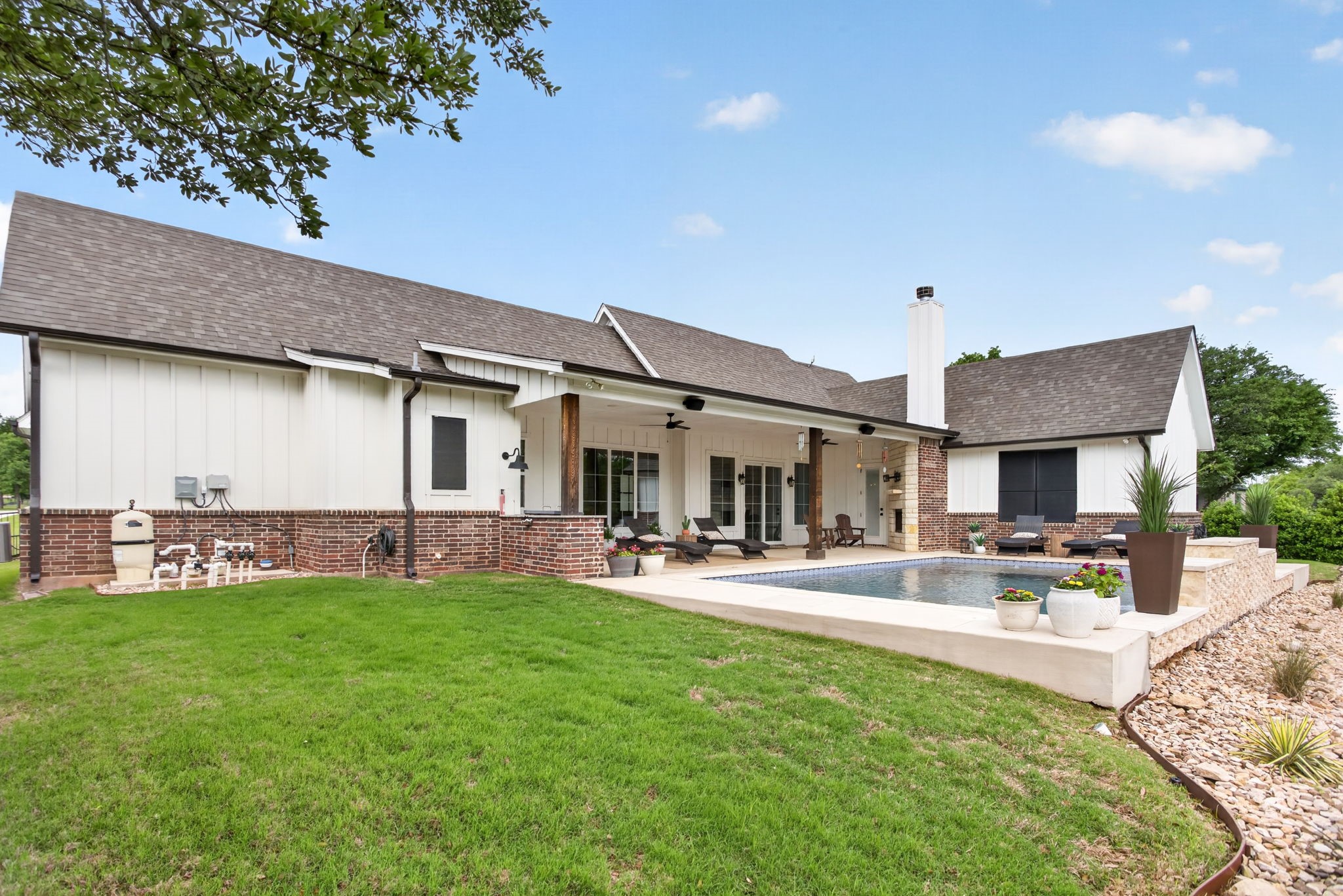 4004 Legend Trail