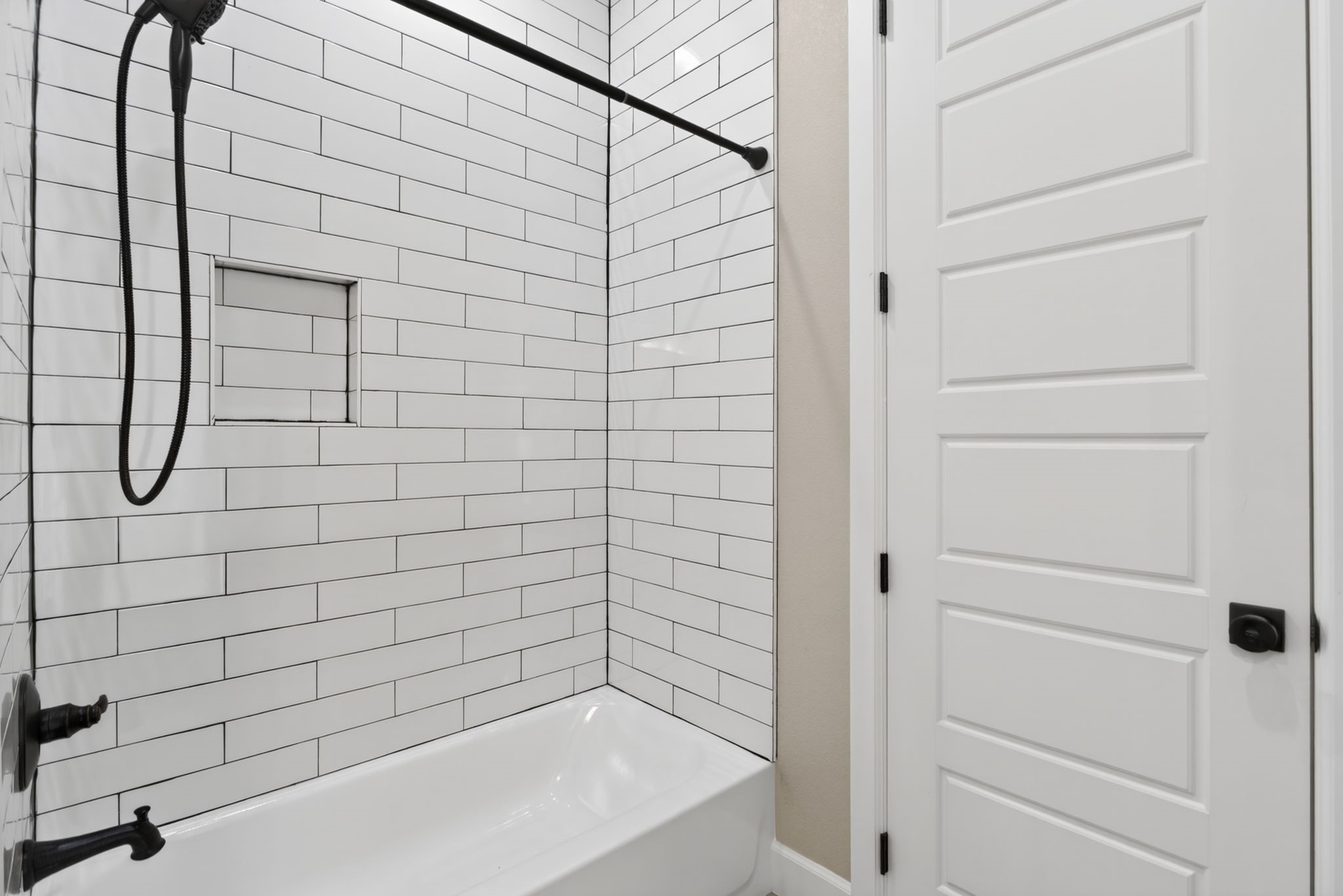 4004 Legend Trail