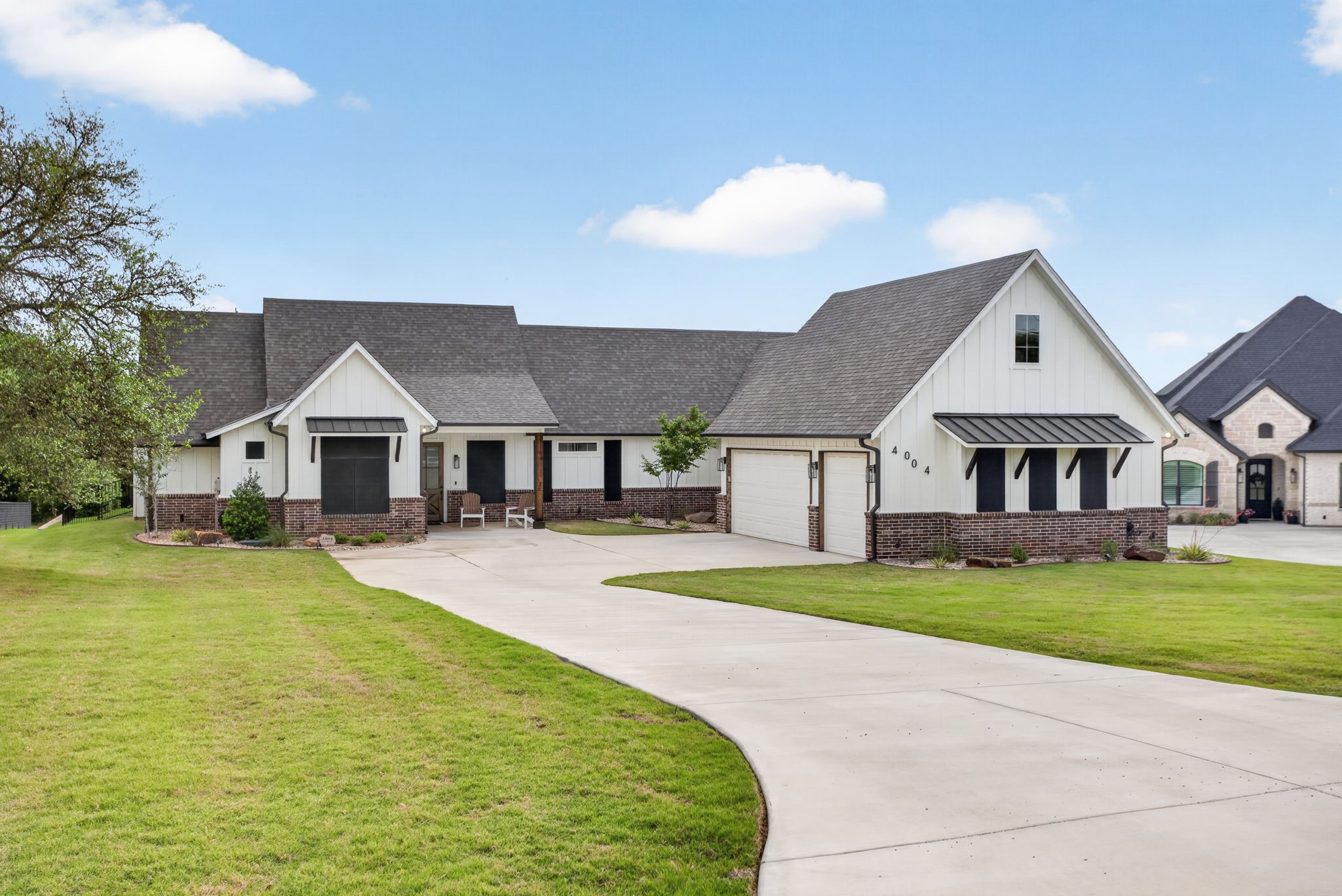 4004 Legend Trail