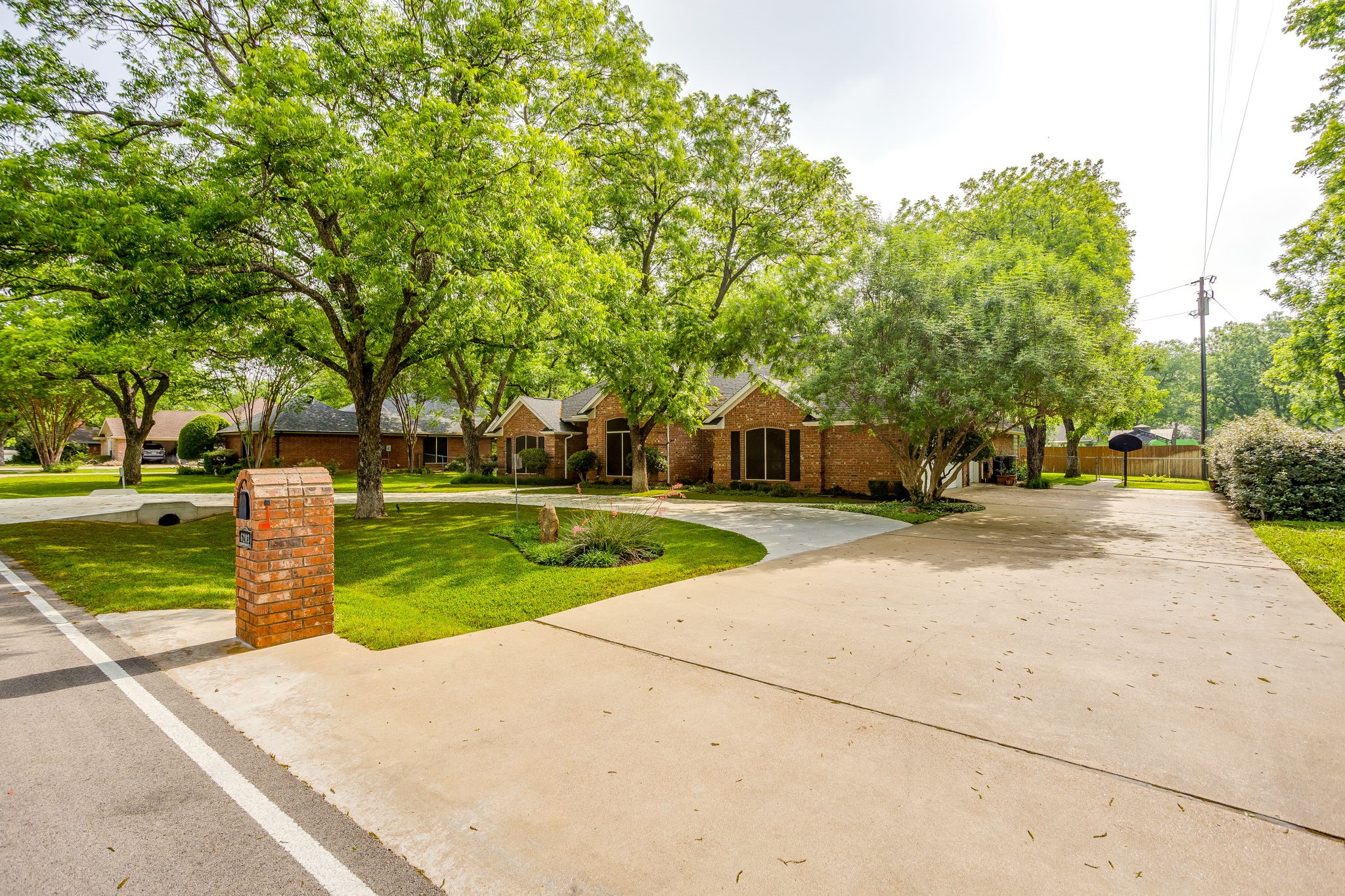 6203 Prospect Hill Drive
