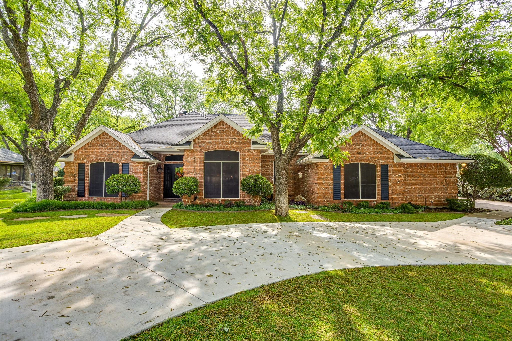 6203 Prospect Hill Drive