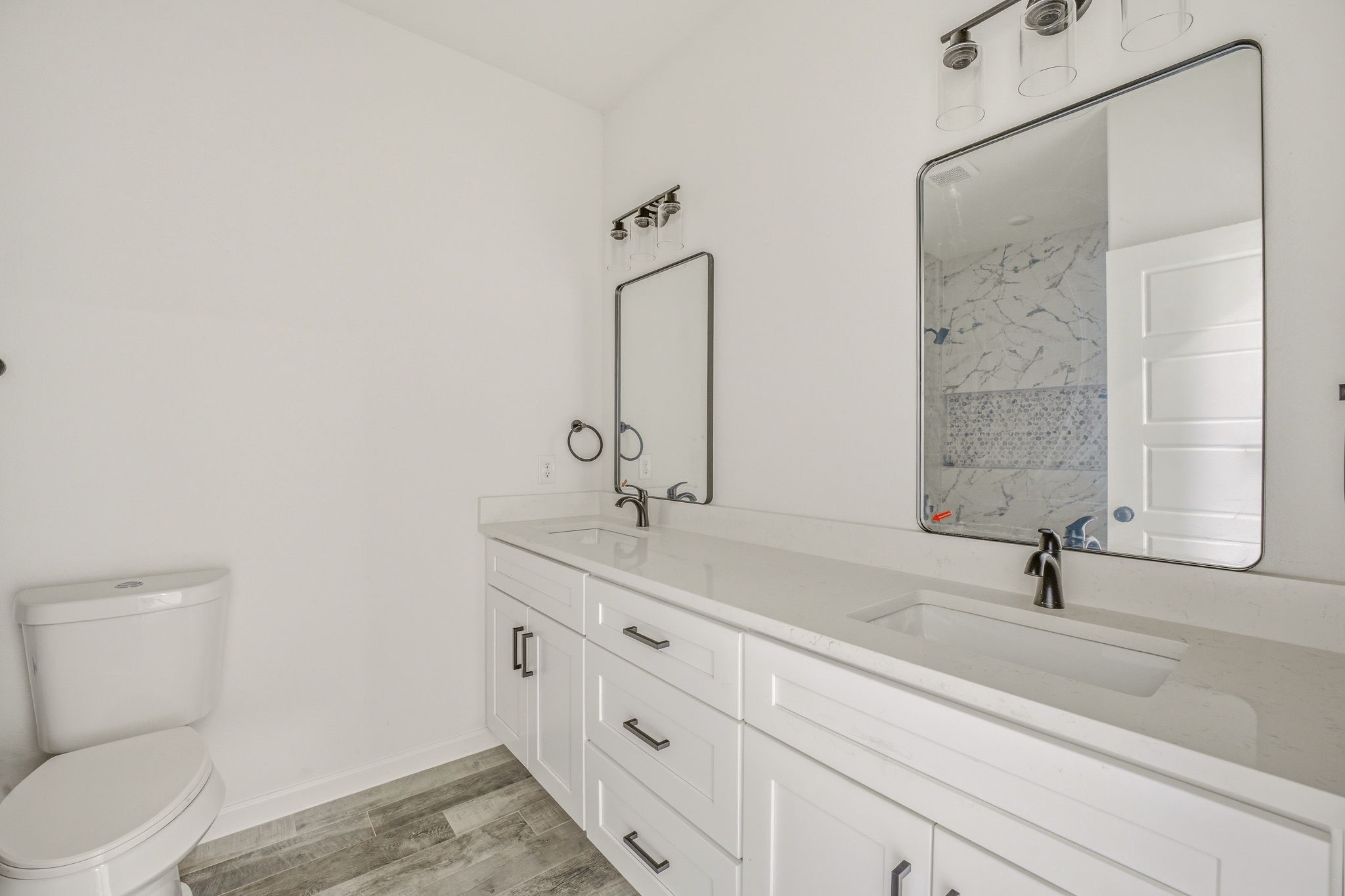 5708 Vanessa Court