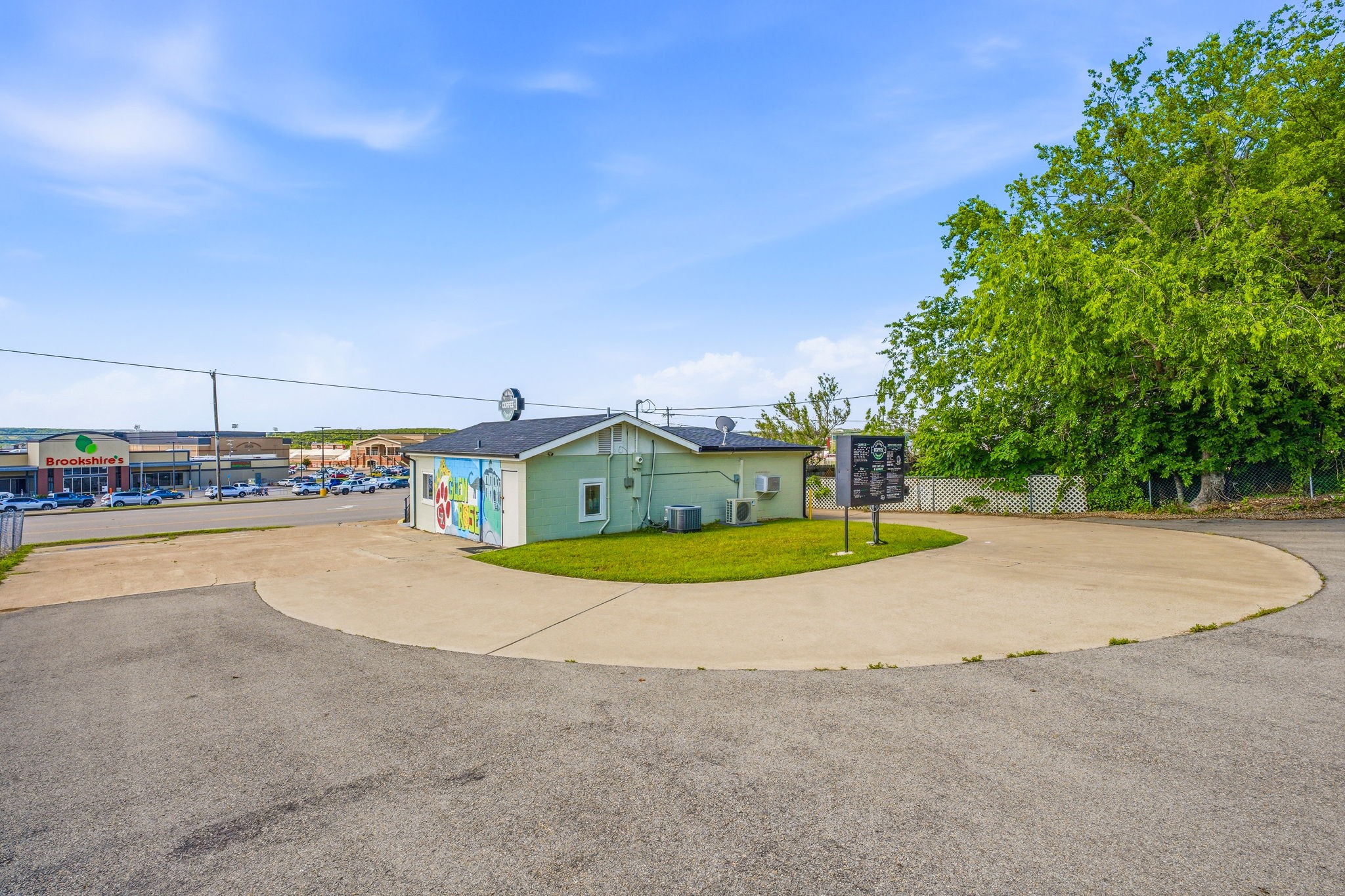 608 SW Big Bend Trail