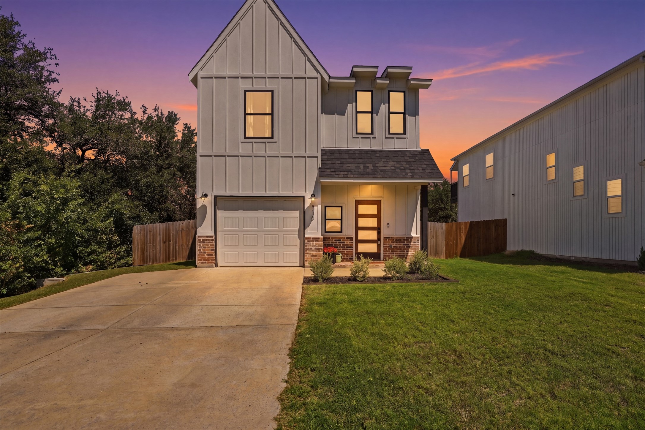 916 Devils River Drive