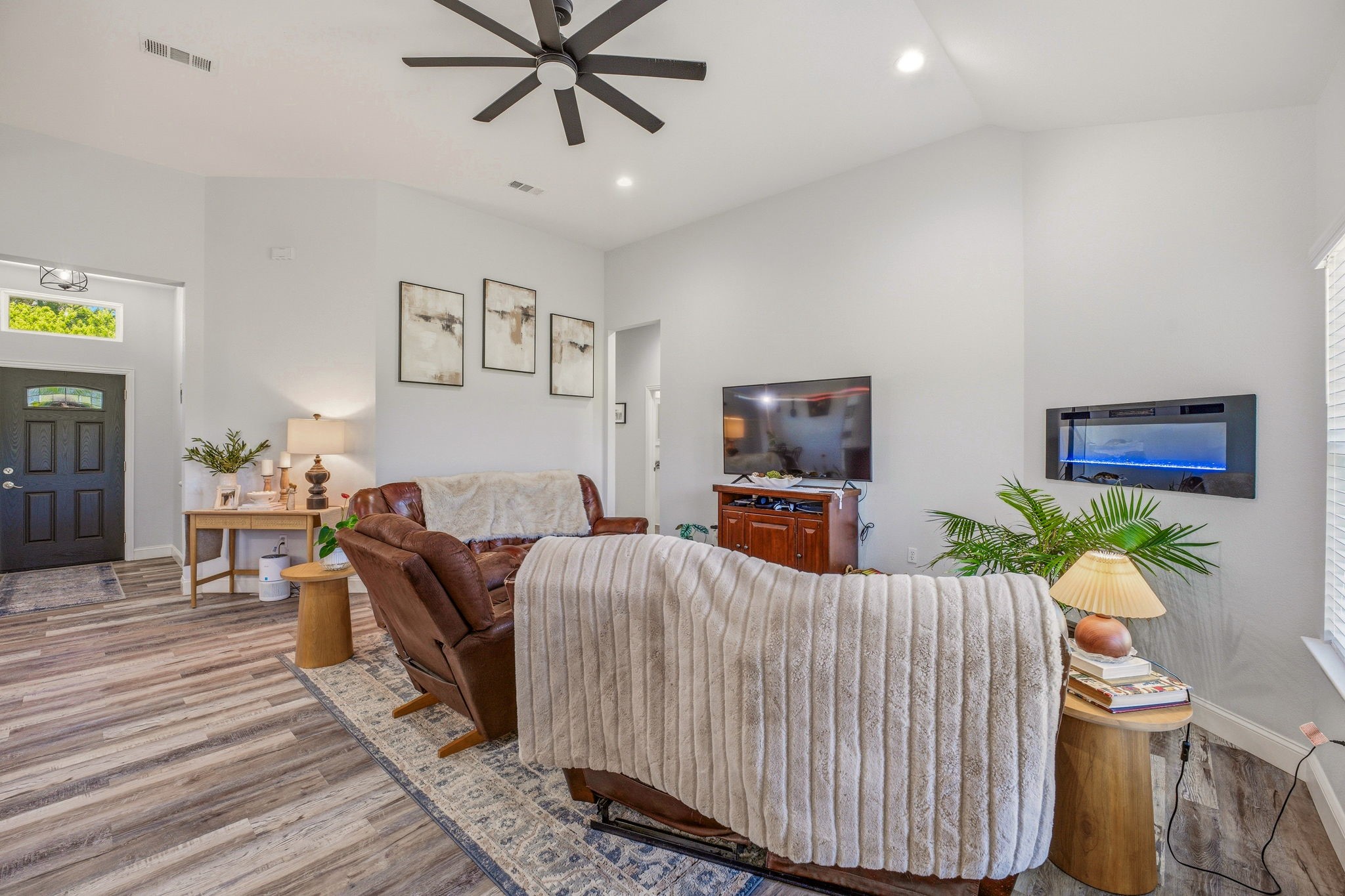 689 Dill Road