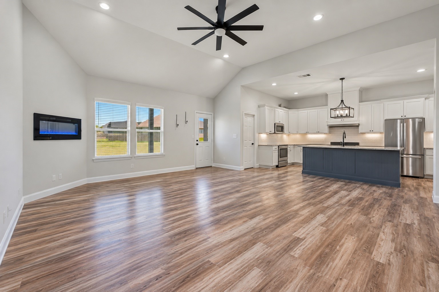 689 Dill Road