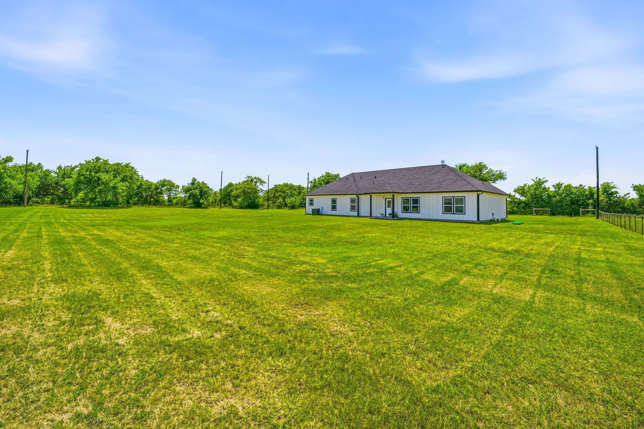 689 Dill Road