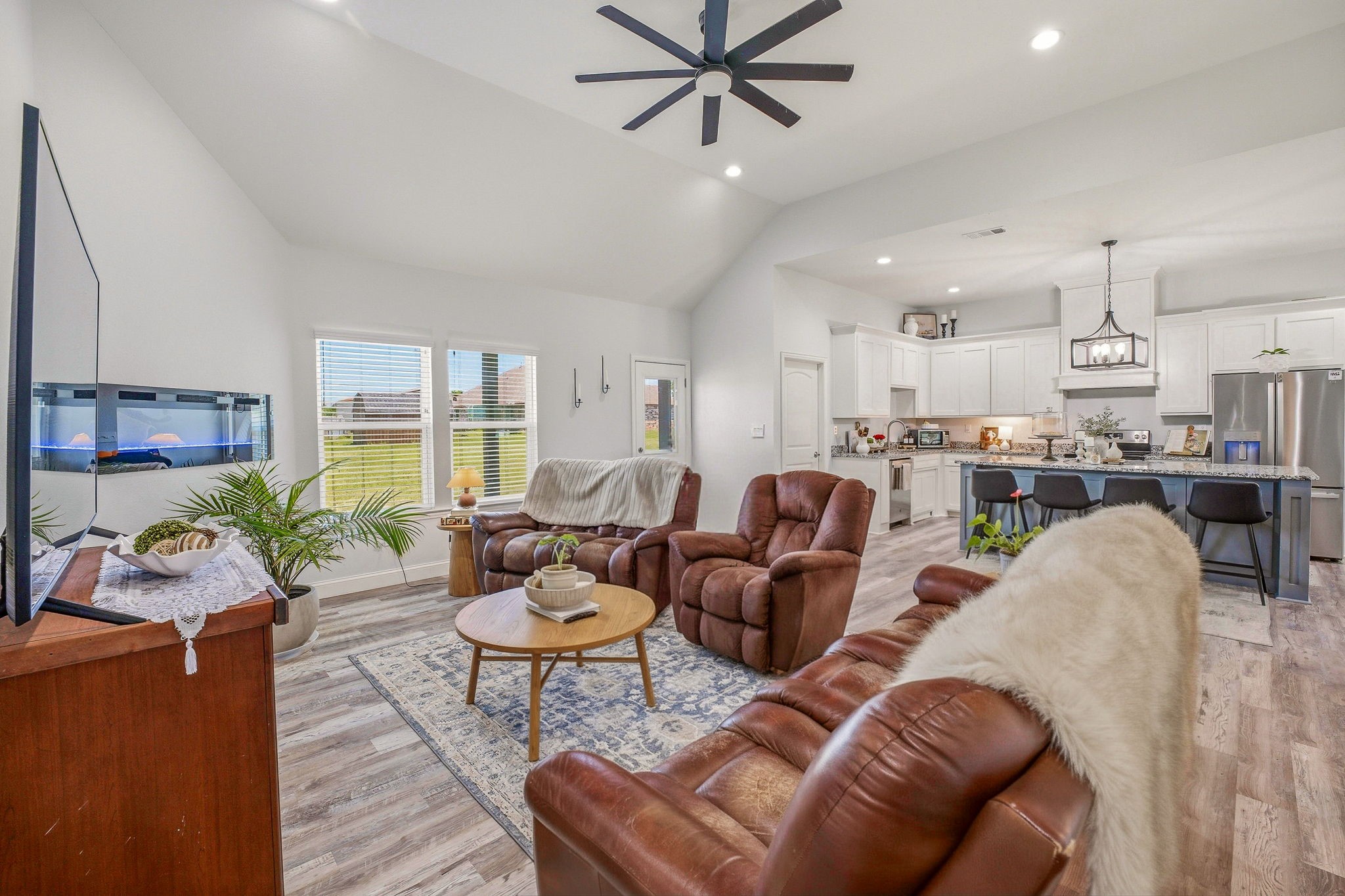 689 Dill Road