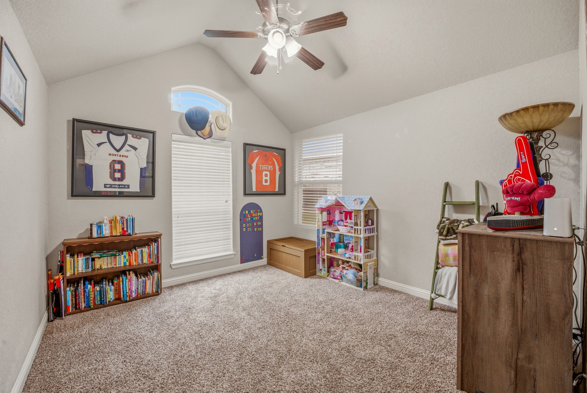 123 Donna Circle