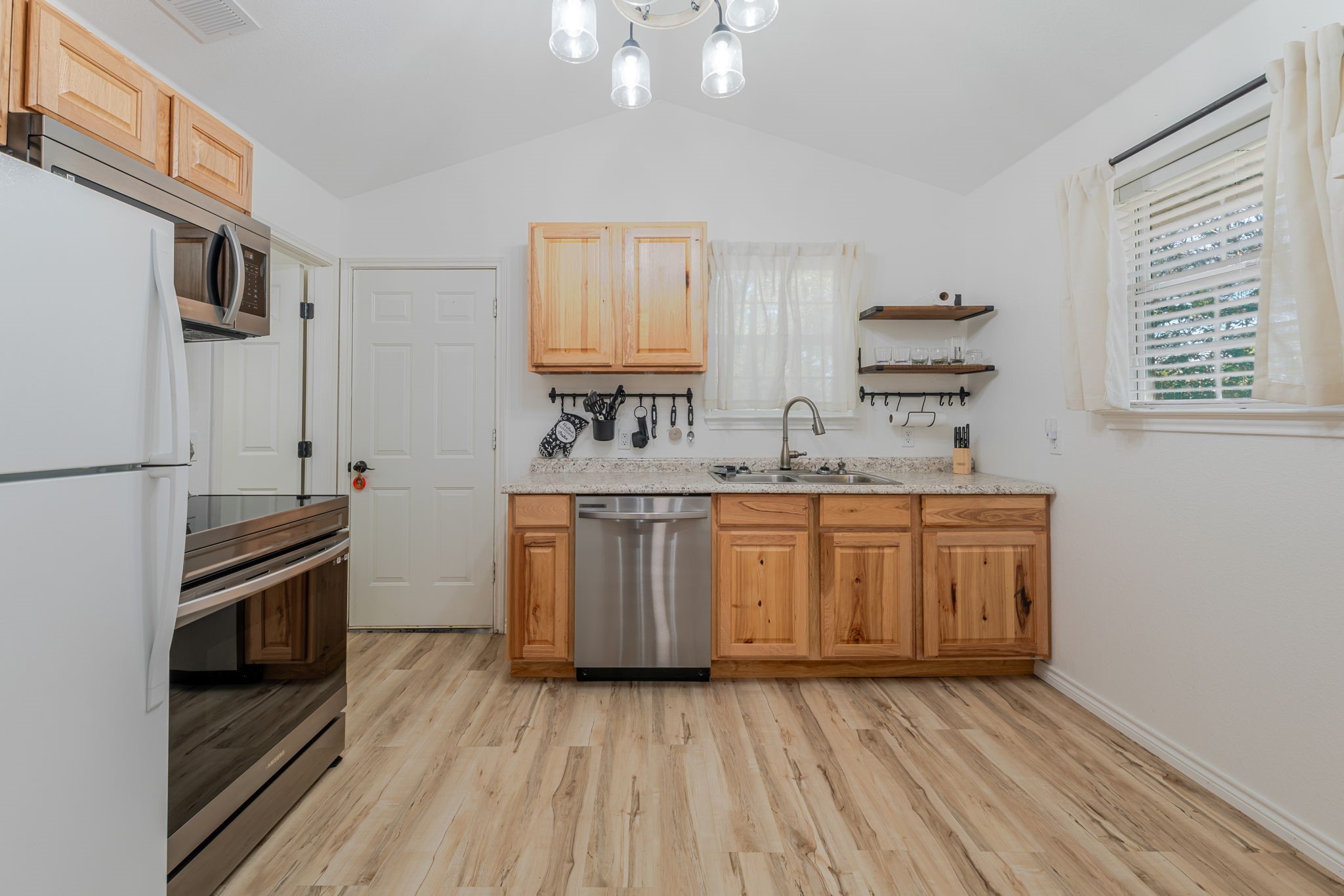 2417 Elk Trail