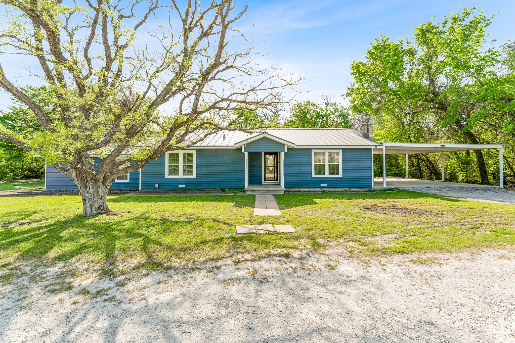 2416 Ivie Lane