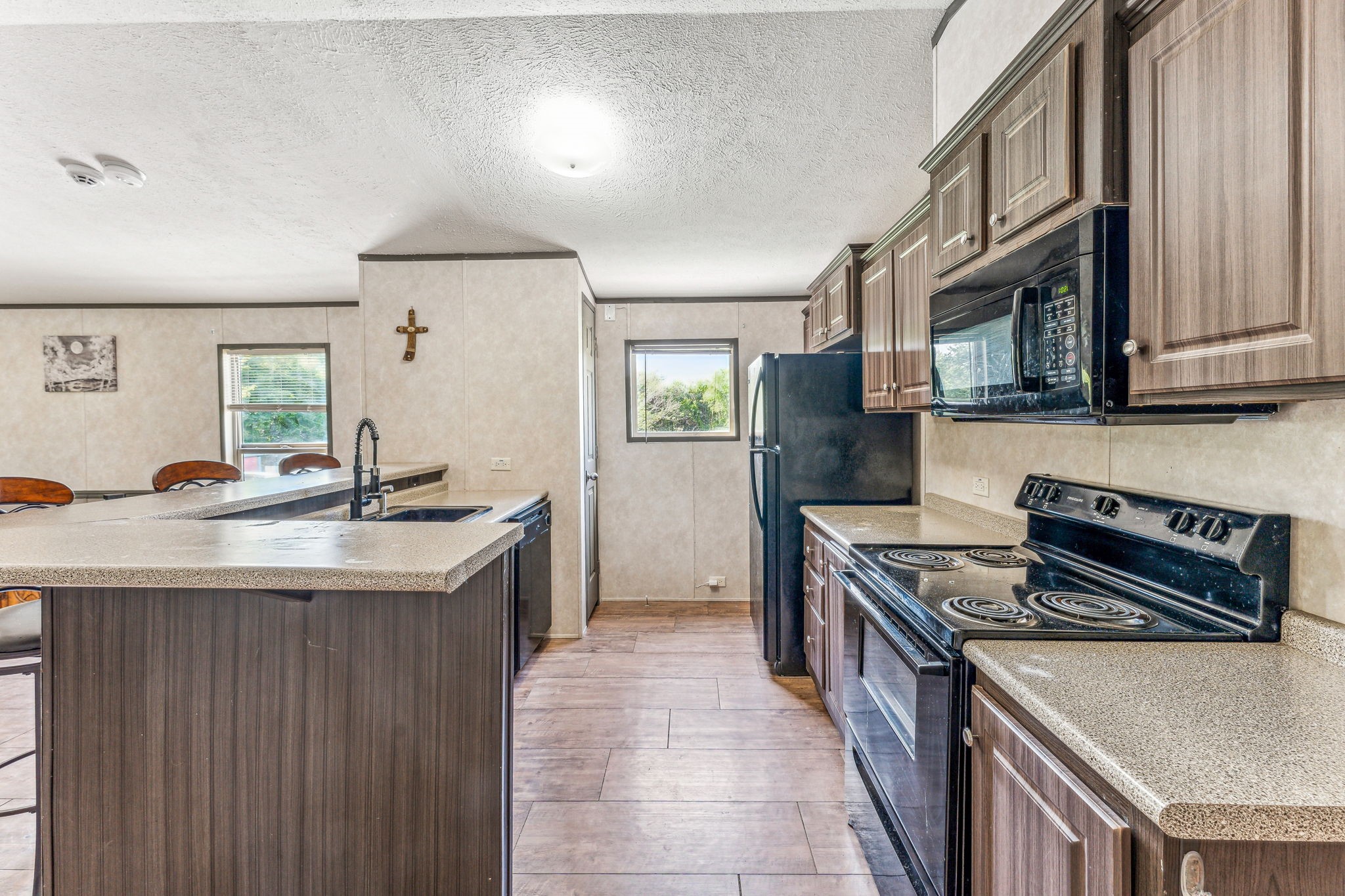2416 Ivie Lane