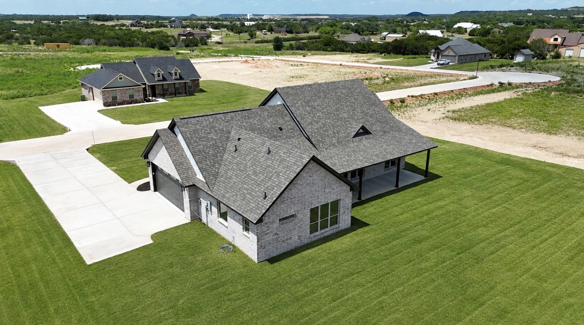 1120 Samantha Dr