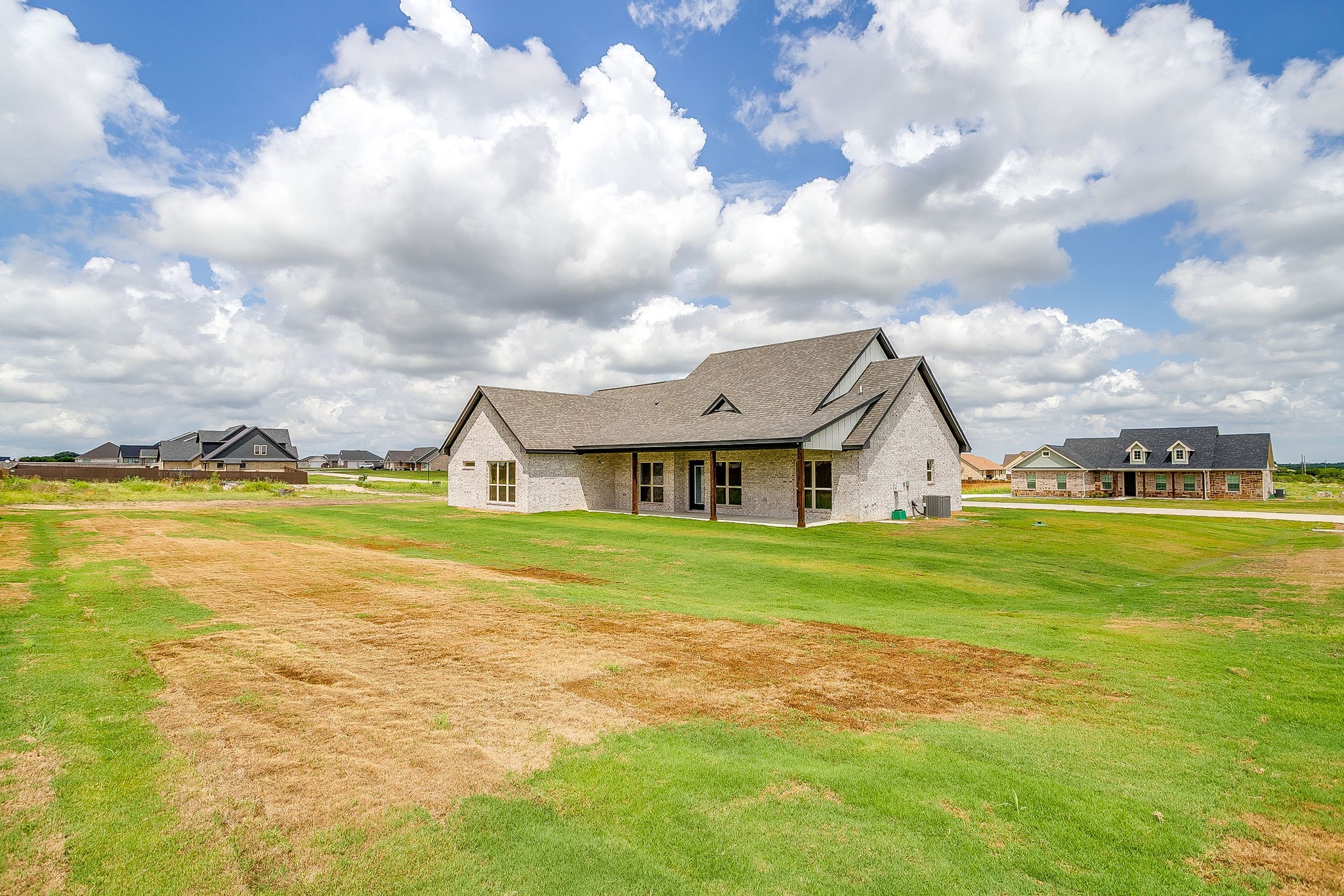 1120 Samantha Dr