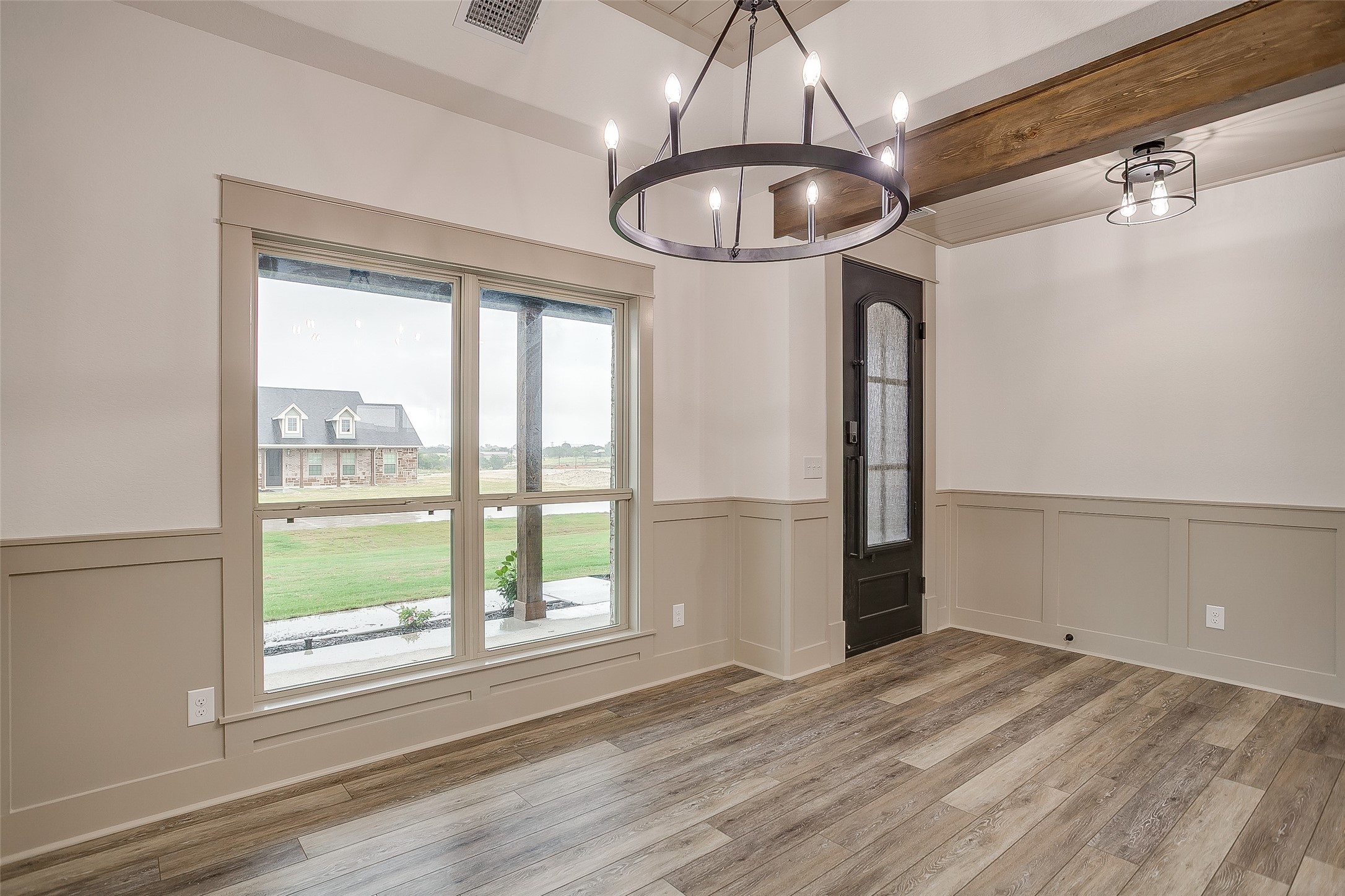 1120 Samantha Dr