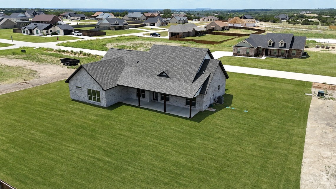 1120 Samantha Dr