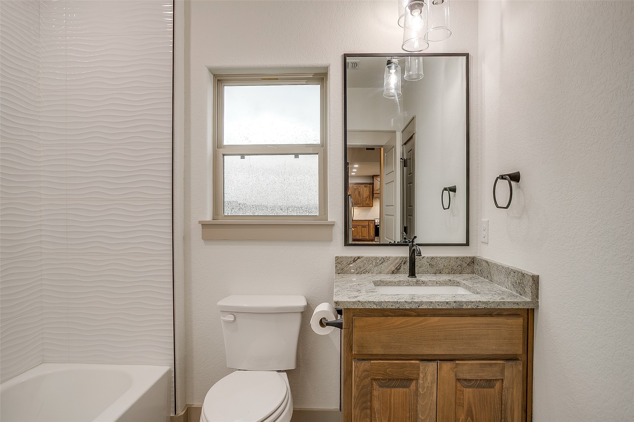 1120 Samantha Dr