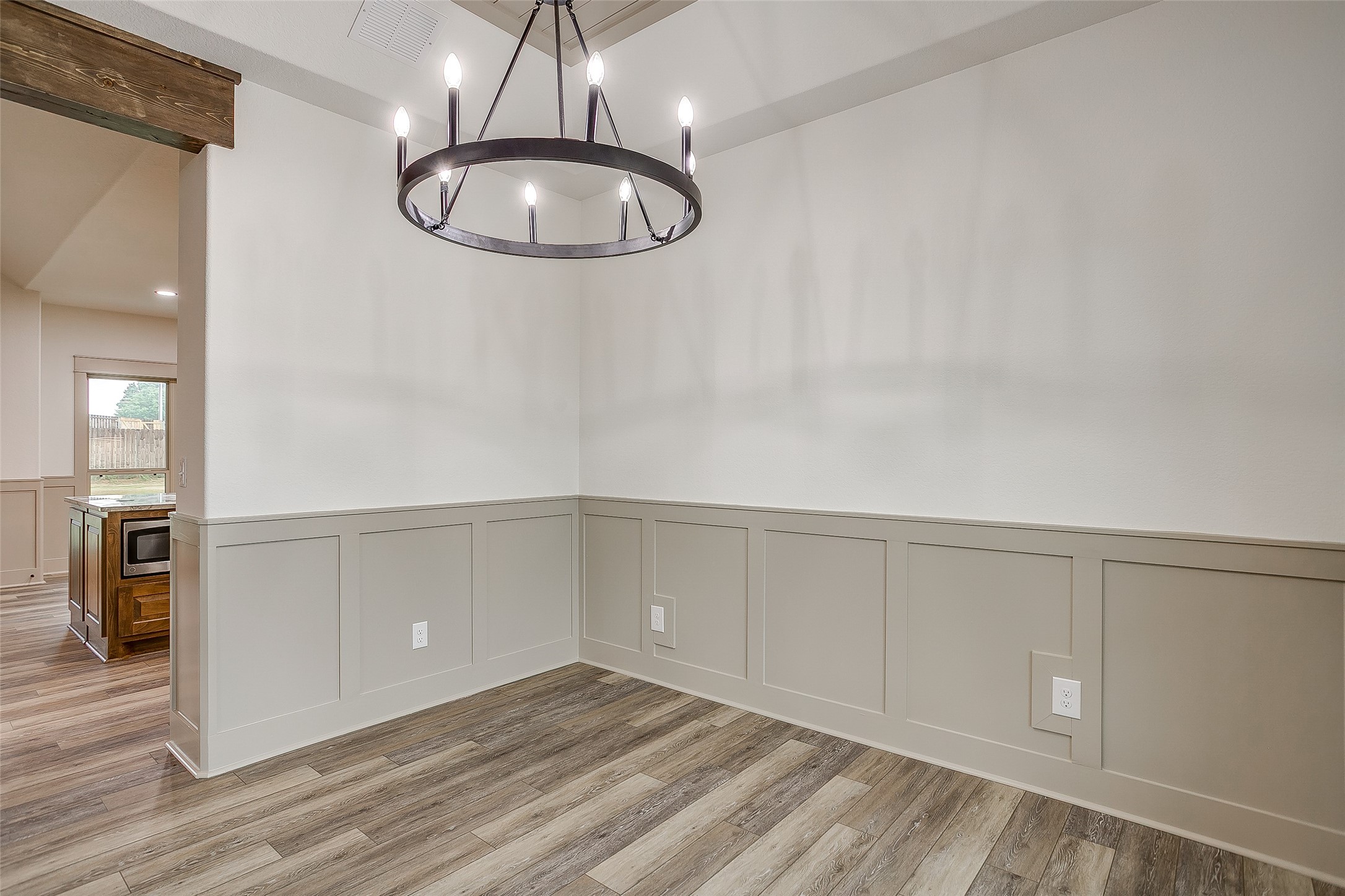 1120 Samantha Dr
