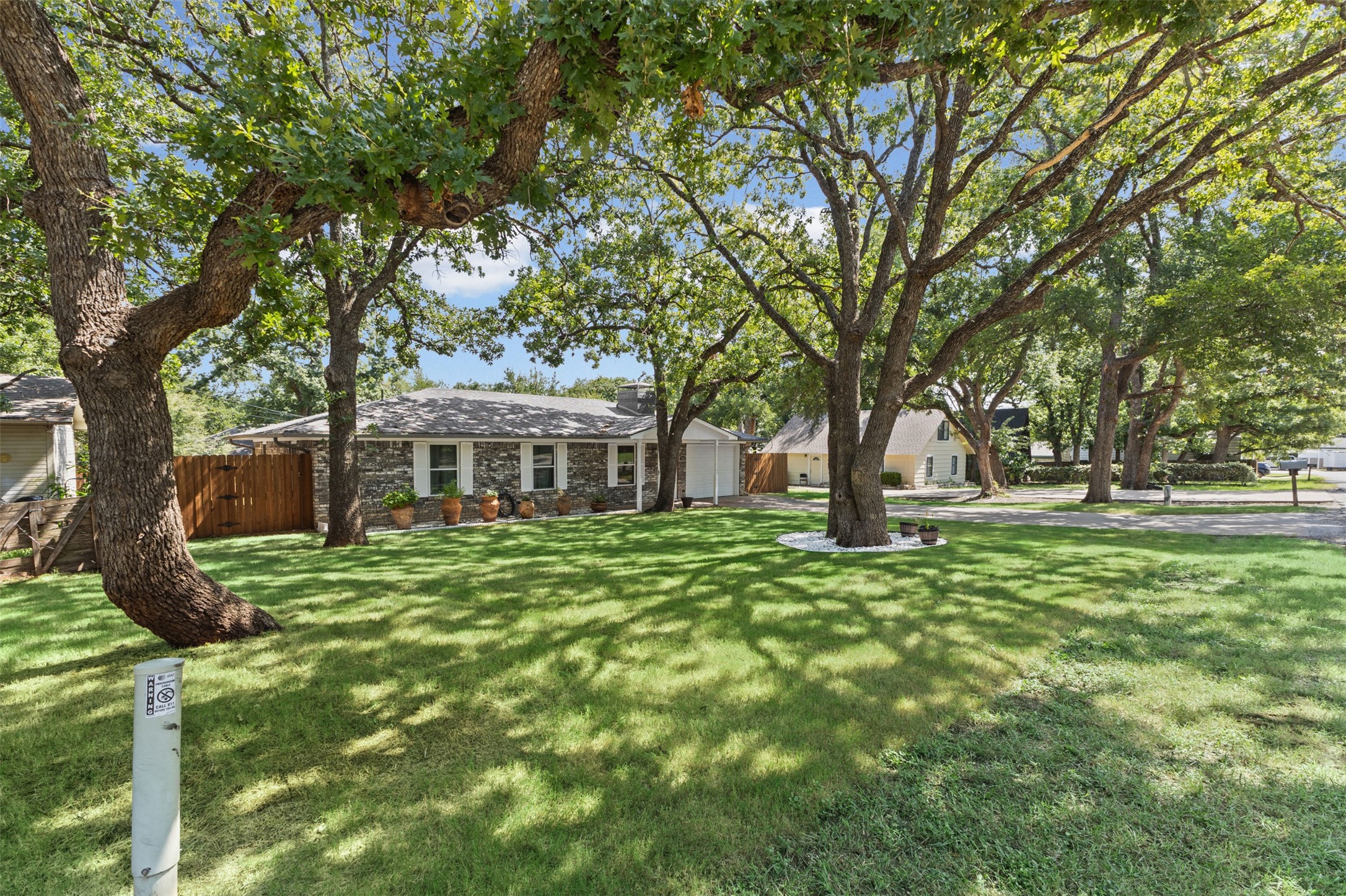 1702 Saddle Road