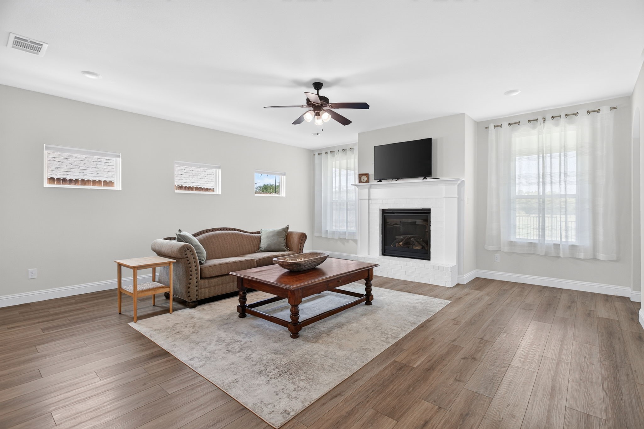 1009 Brown Valley Trail