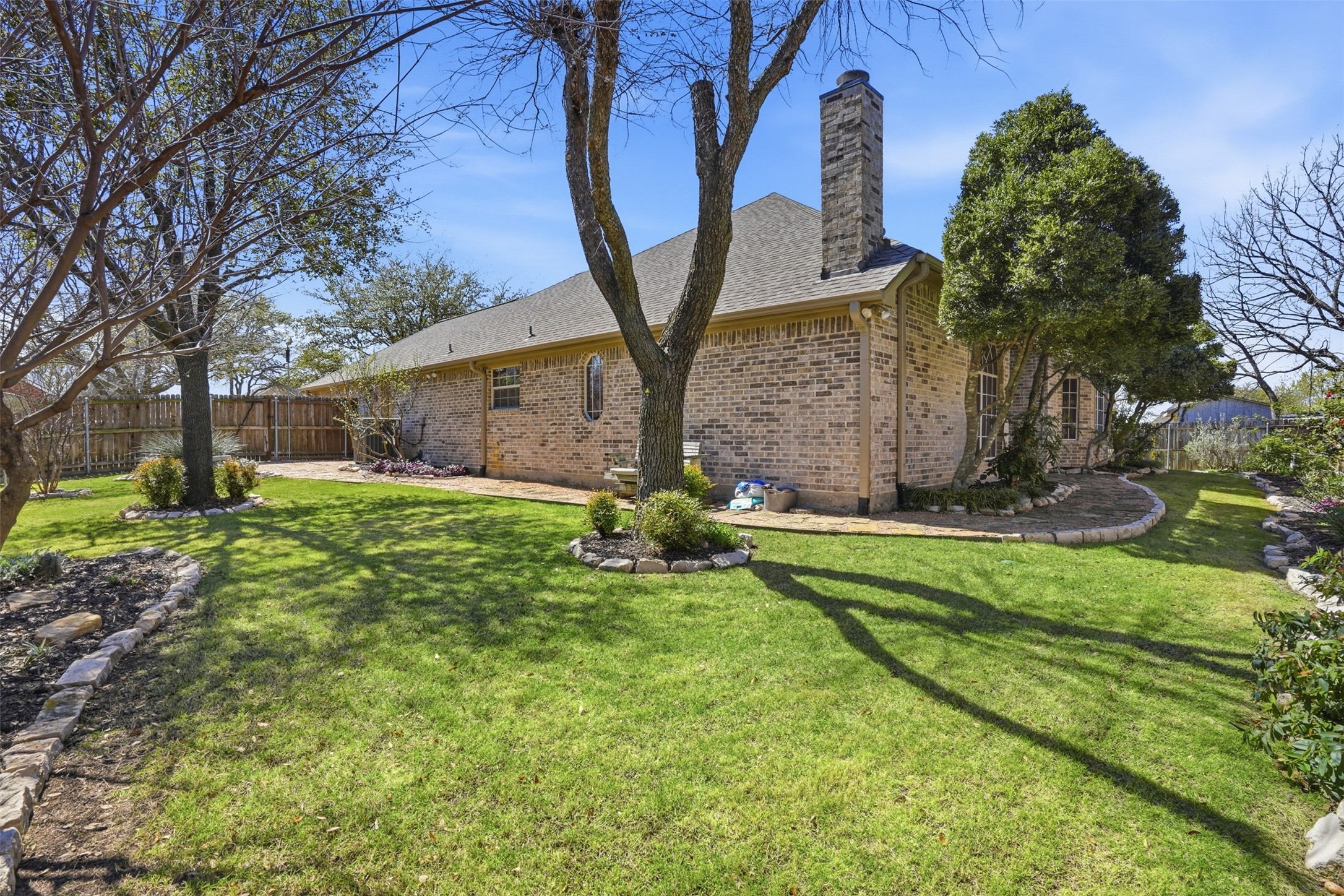 231 Bluff View Court