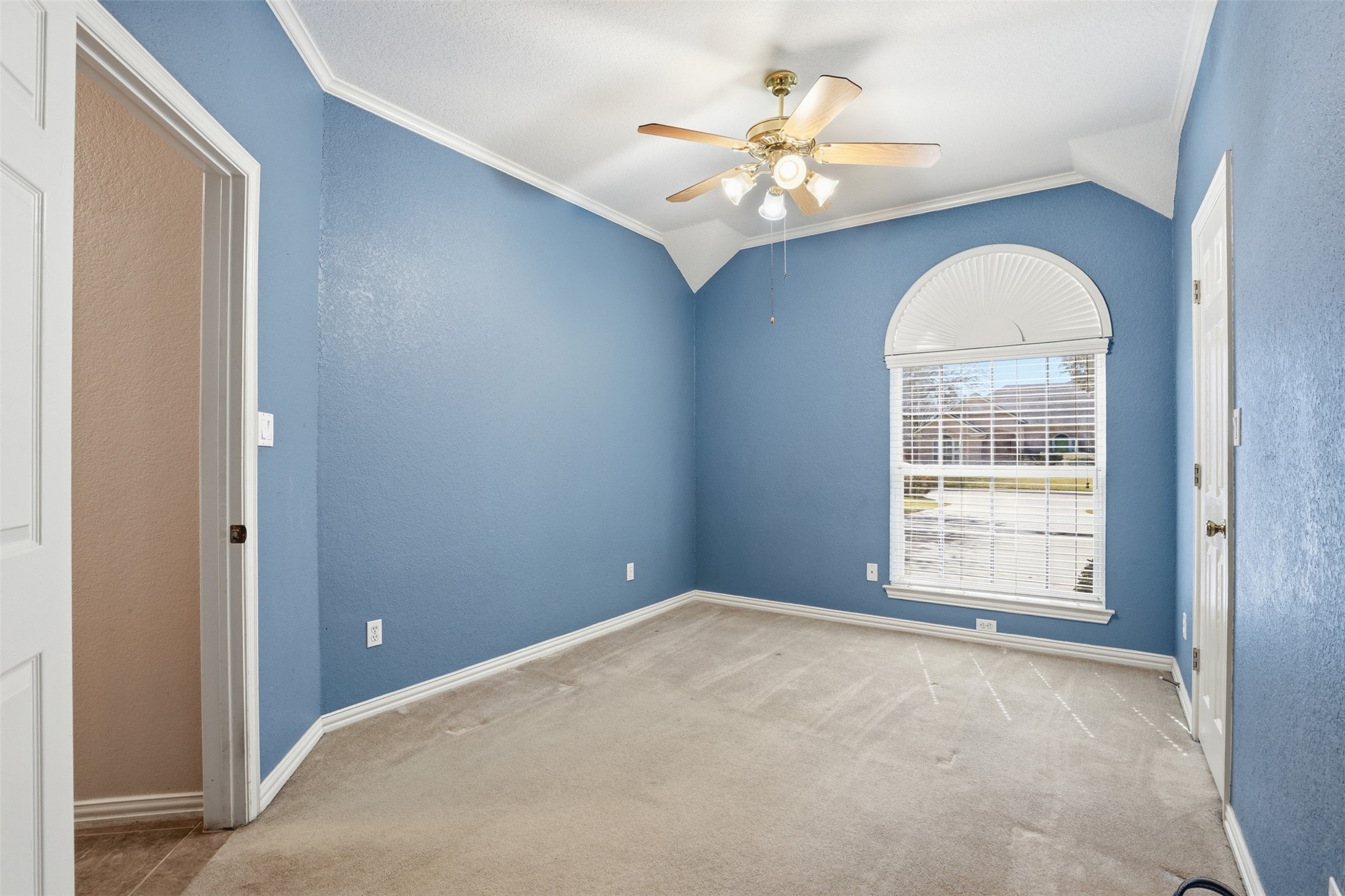 231 Bluff View Court