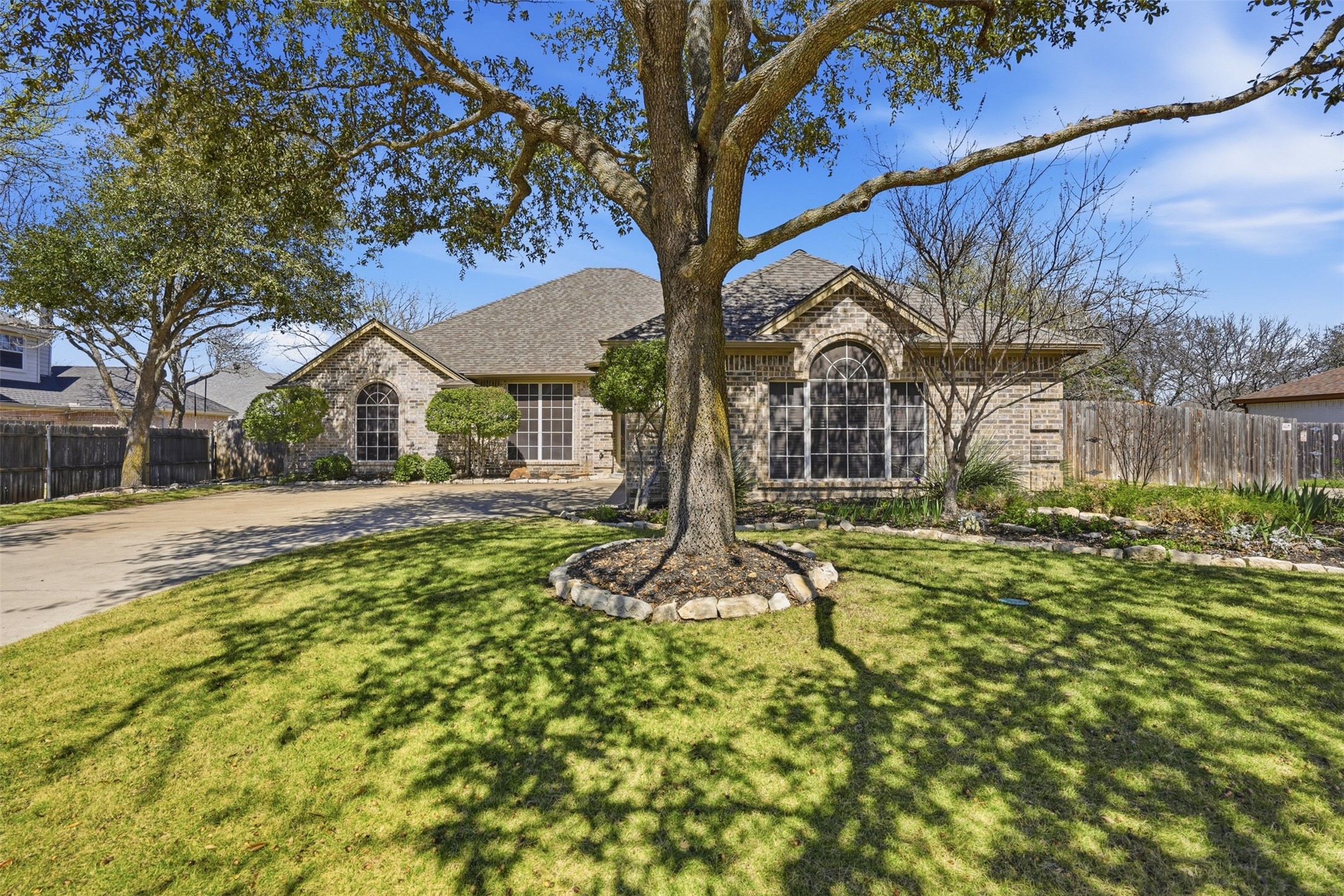 231 Bluff View Court