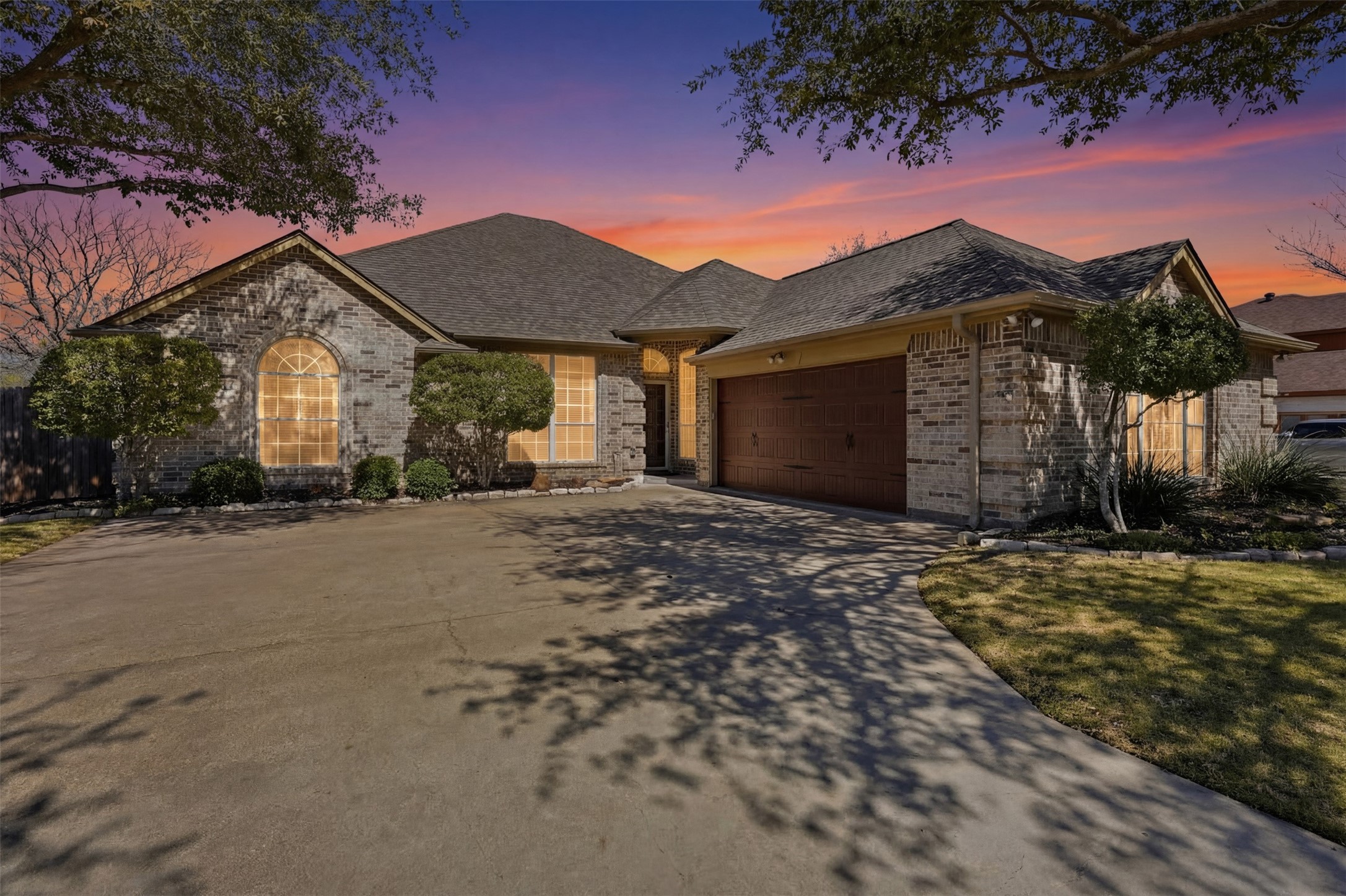231 Bluff View Court