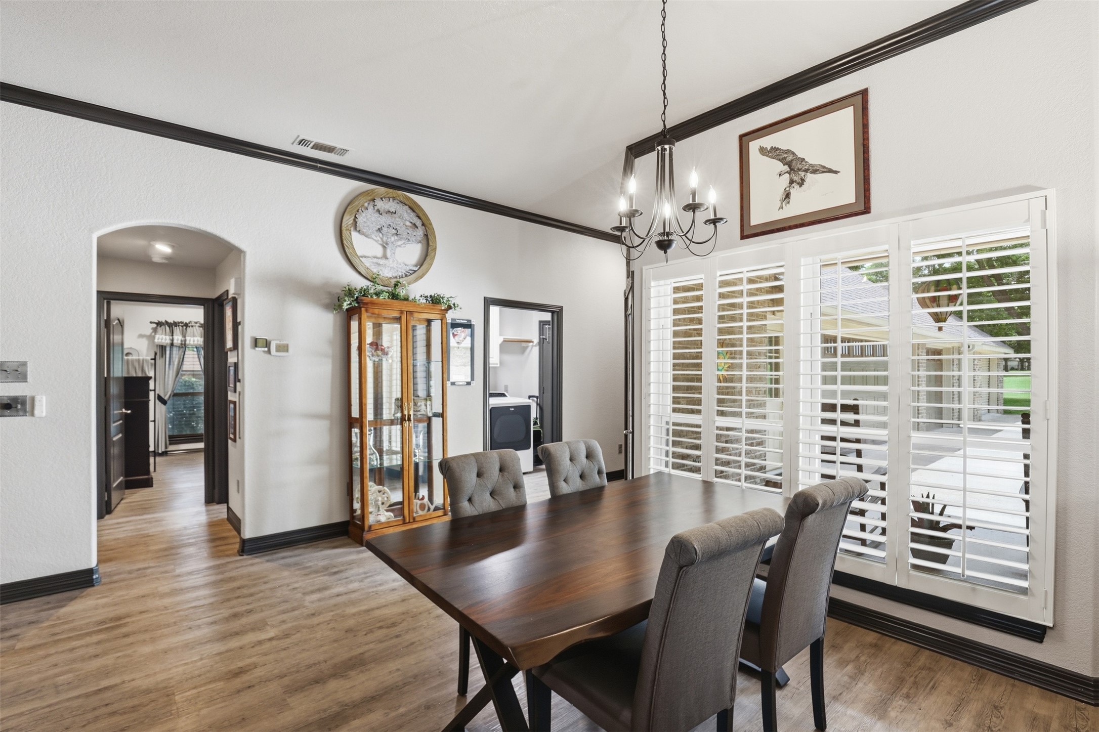 8904 Woodlawn Drive
