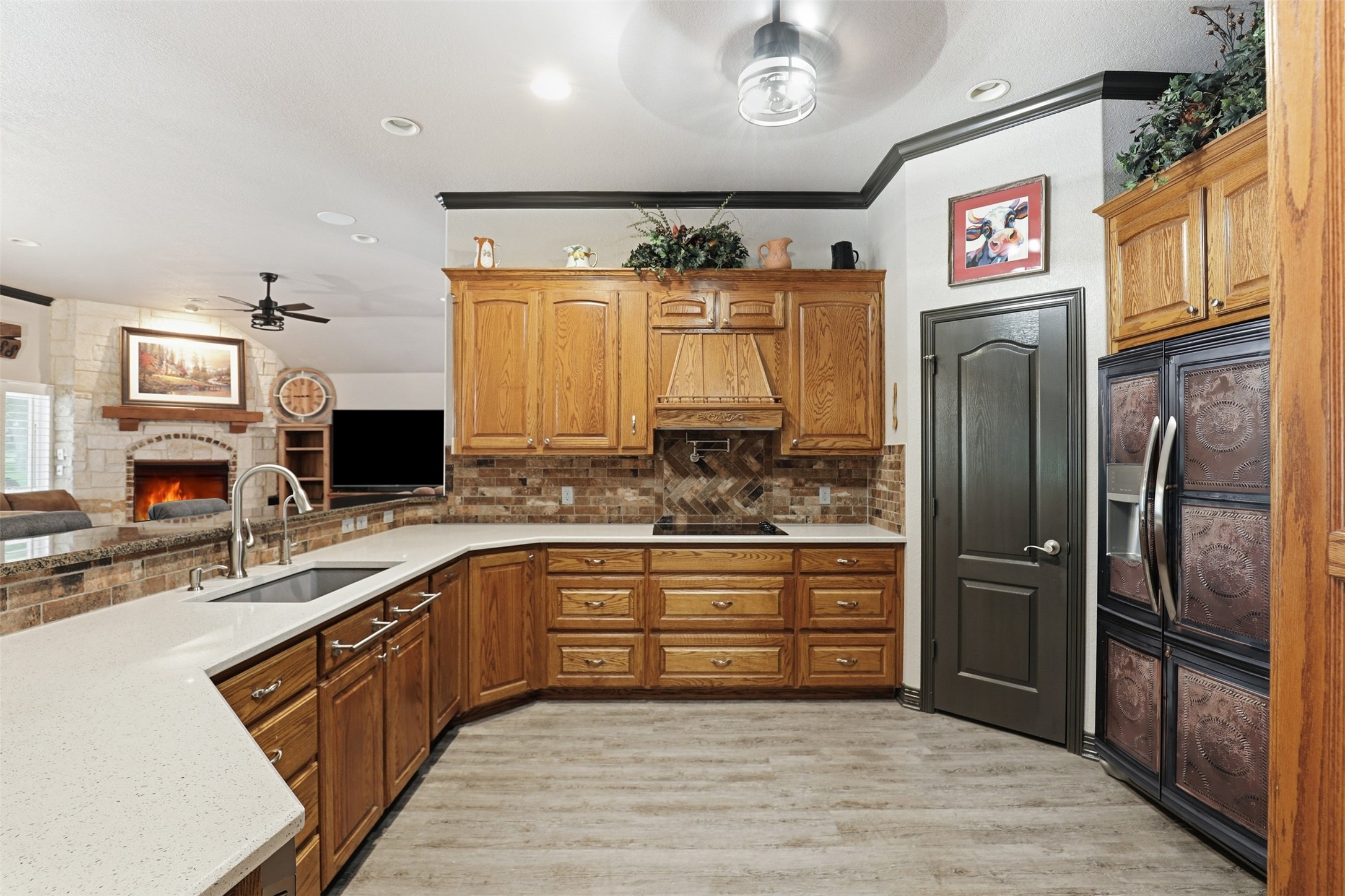 8904 Woodlawn Drive