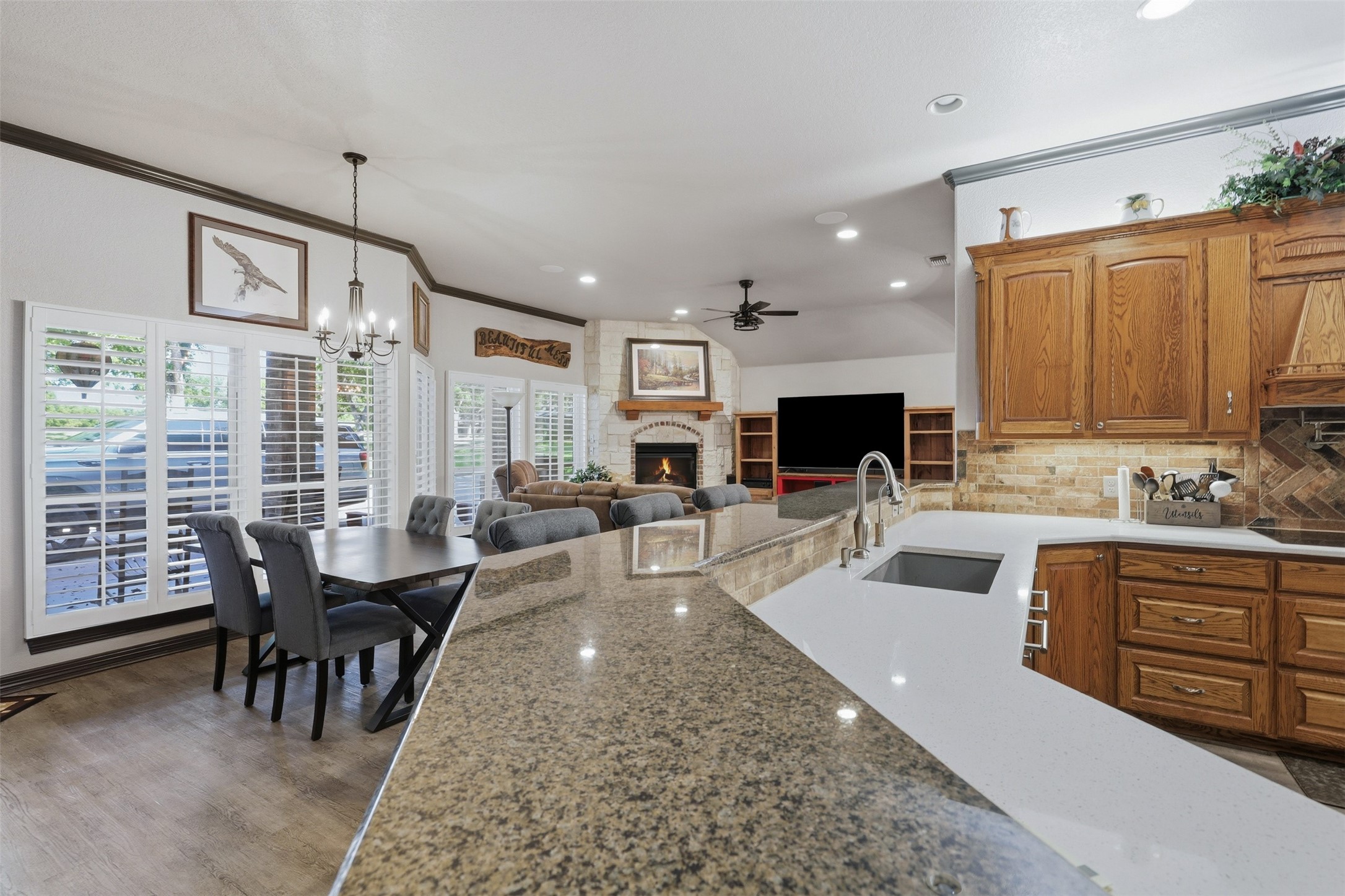 8904 Woodlawn Drive
