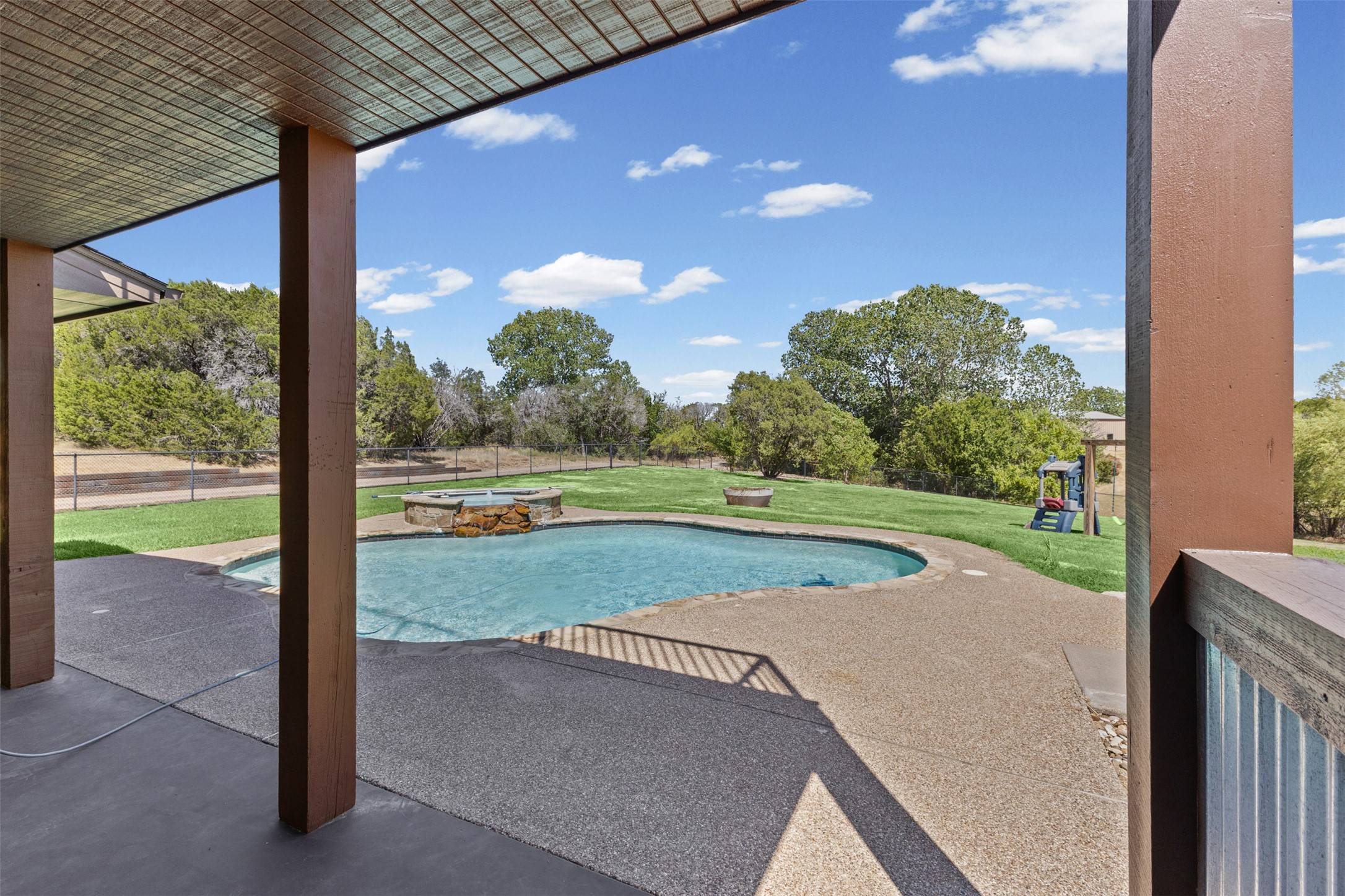 2407 Wills Way Drive