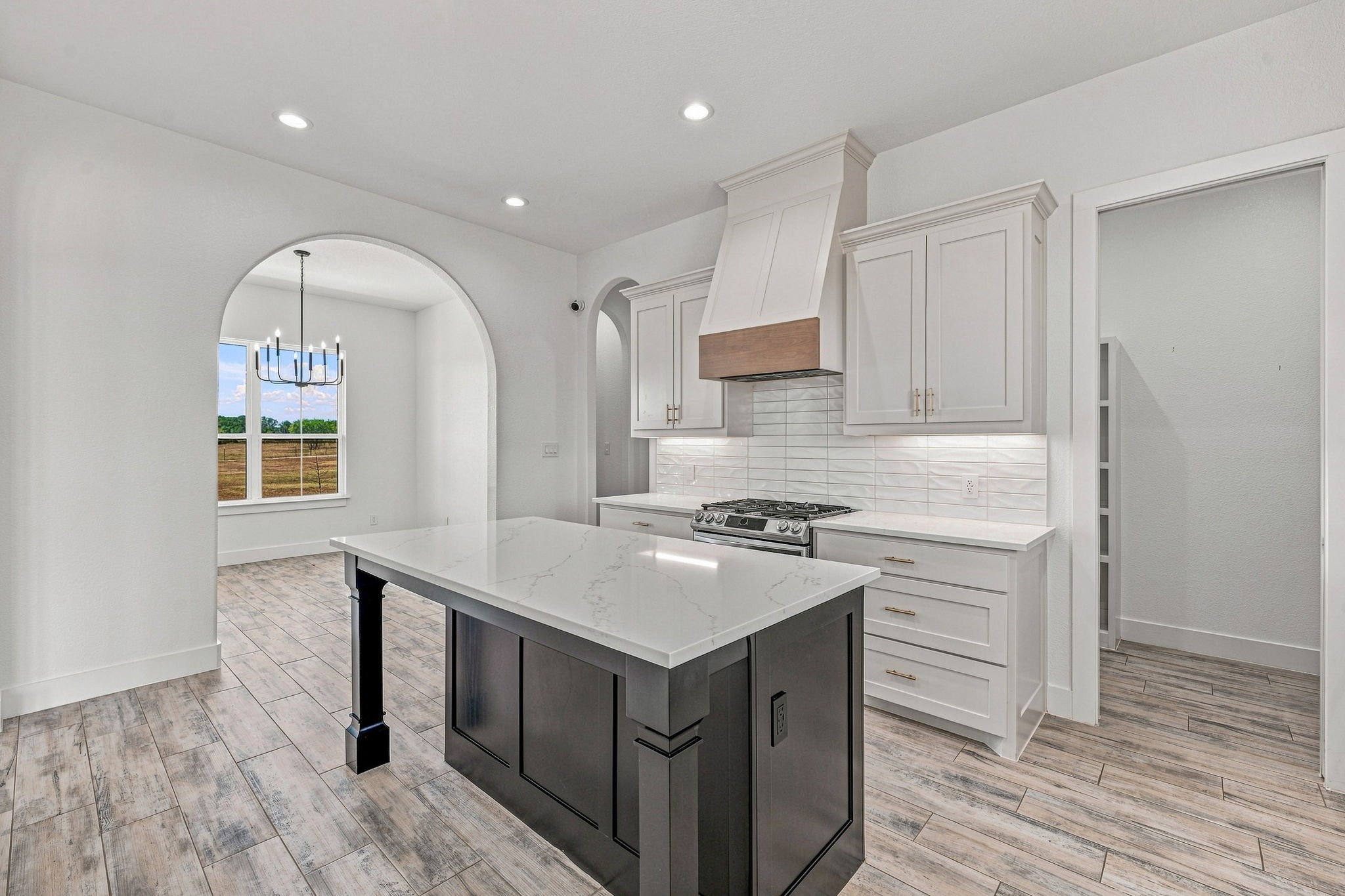 8140 Lavender Road