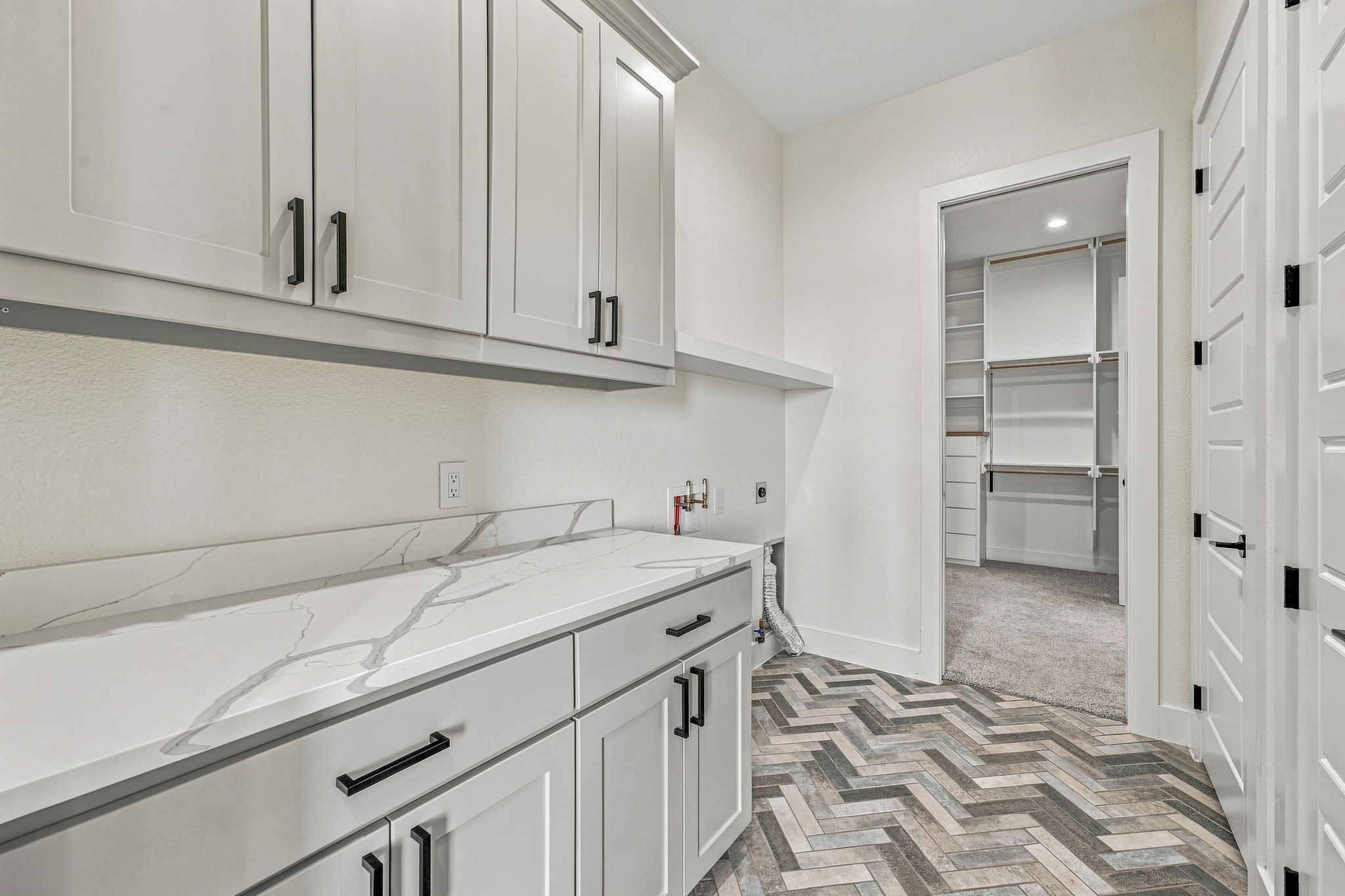 8140 Lavender Road