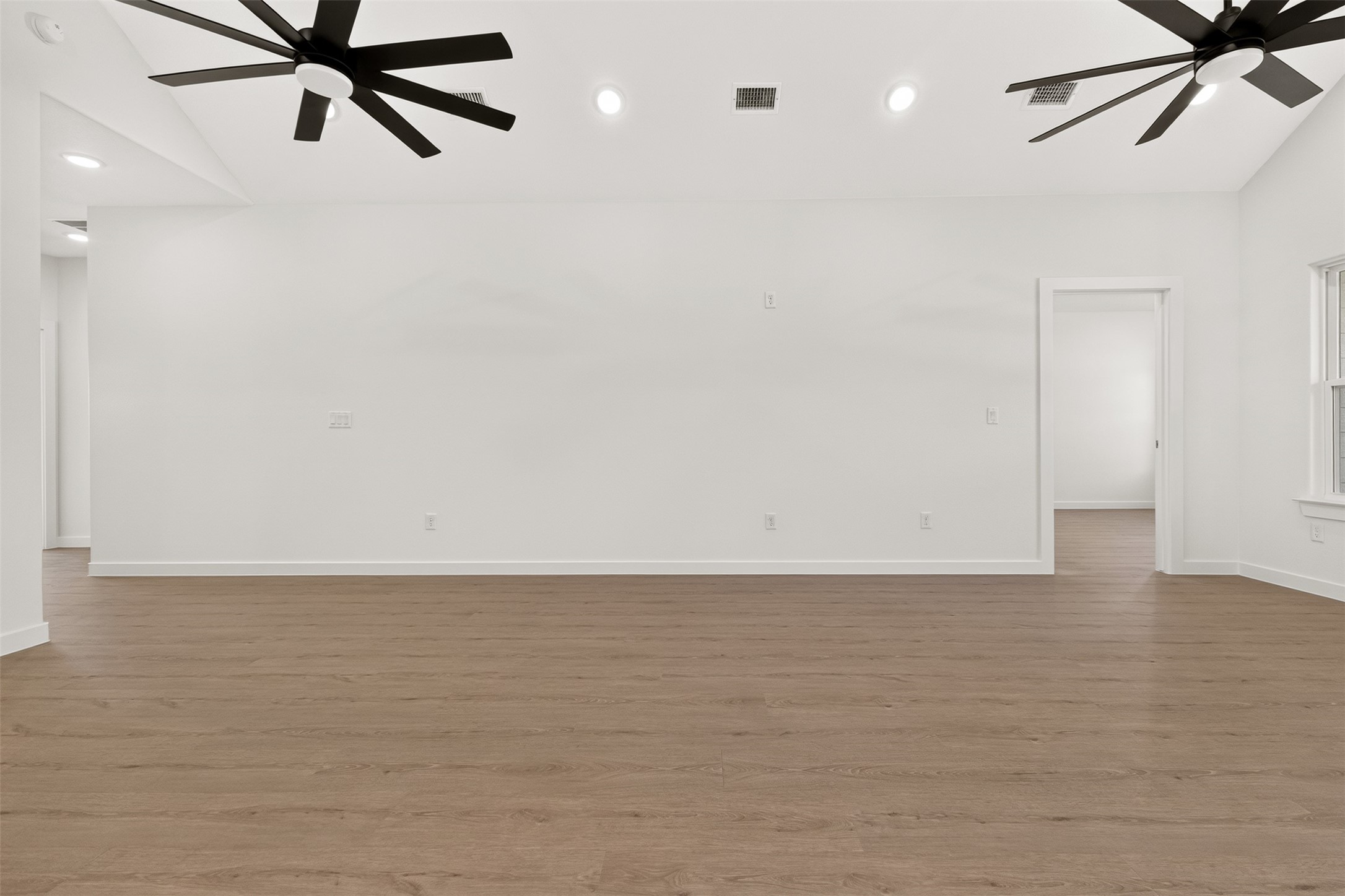 1312 Phoenix Court