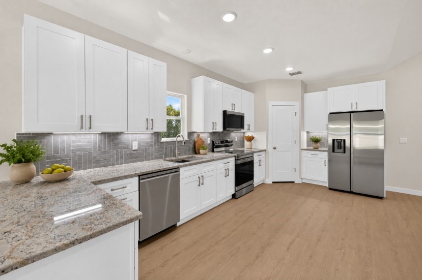 1312 Phoenix Court