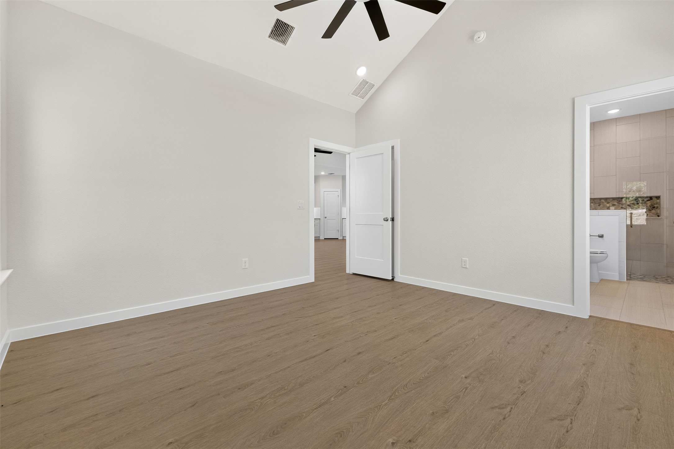 1312 Phoenix Court