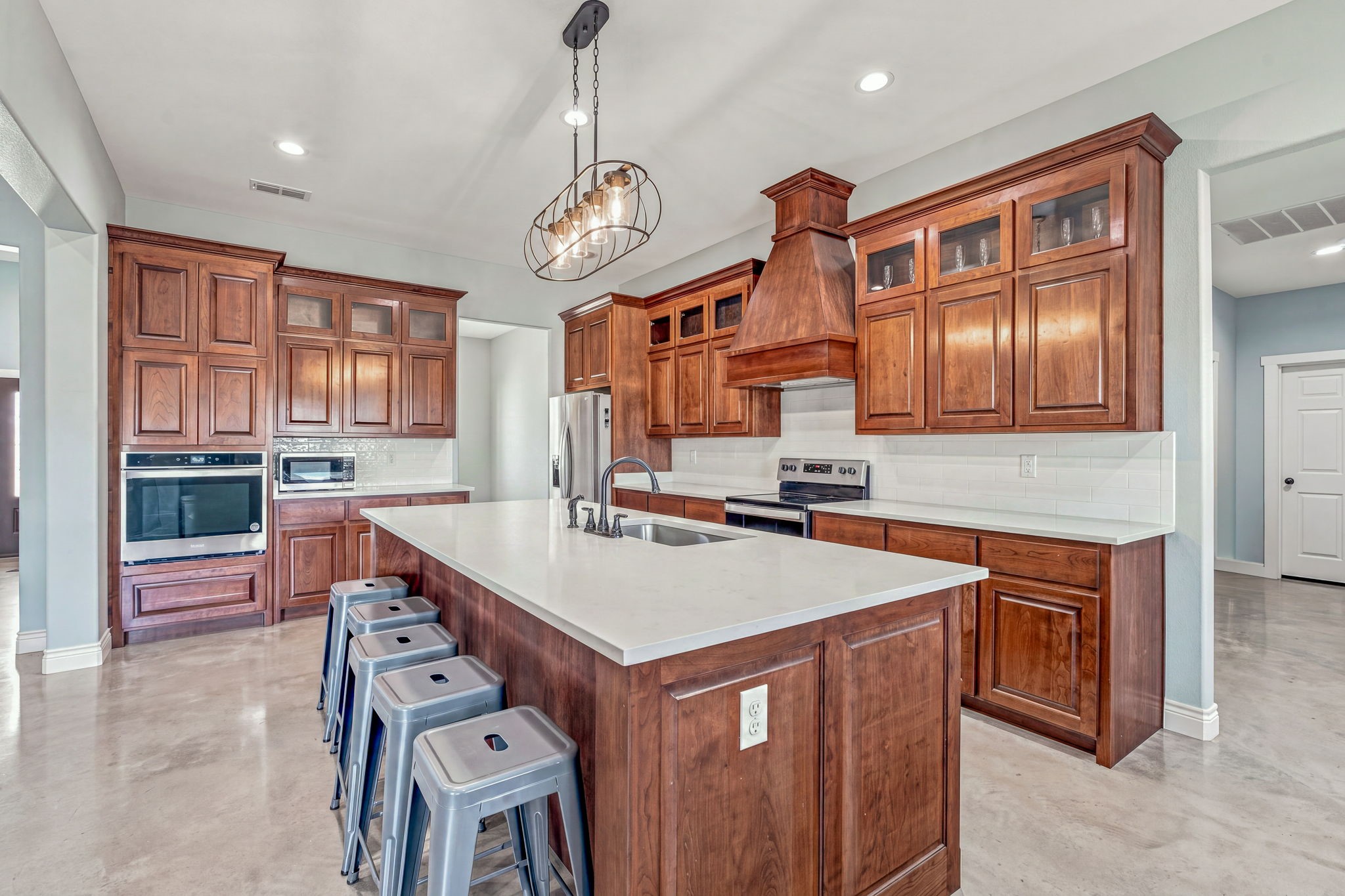 1630 County Road 262