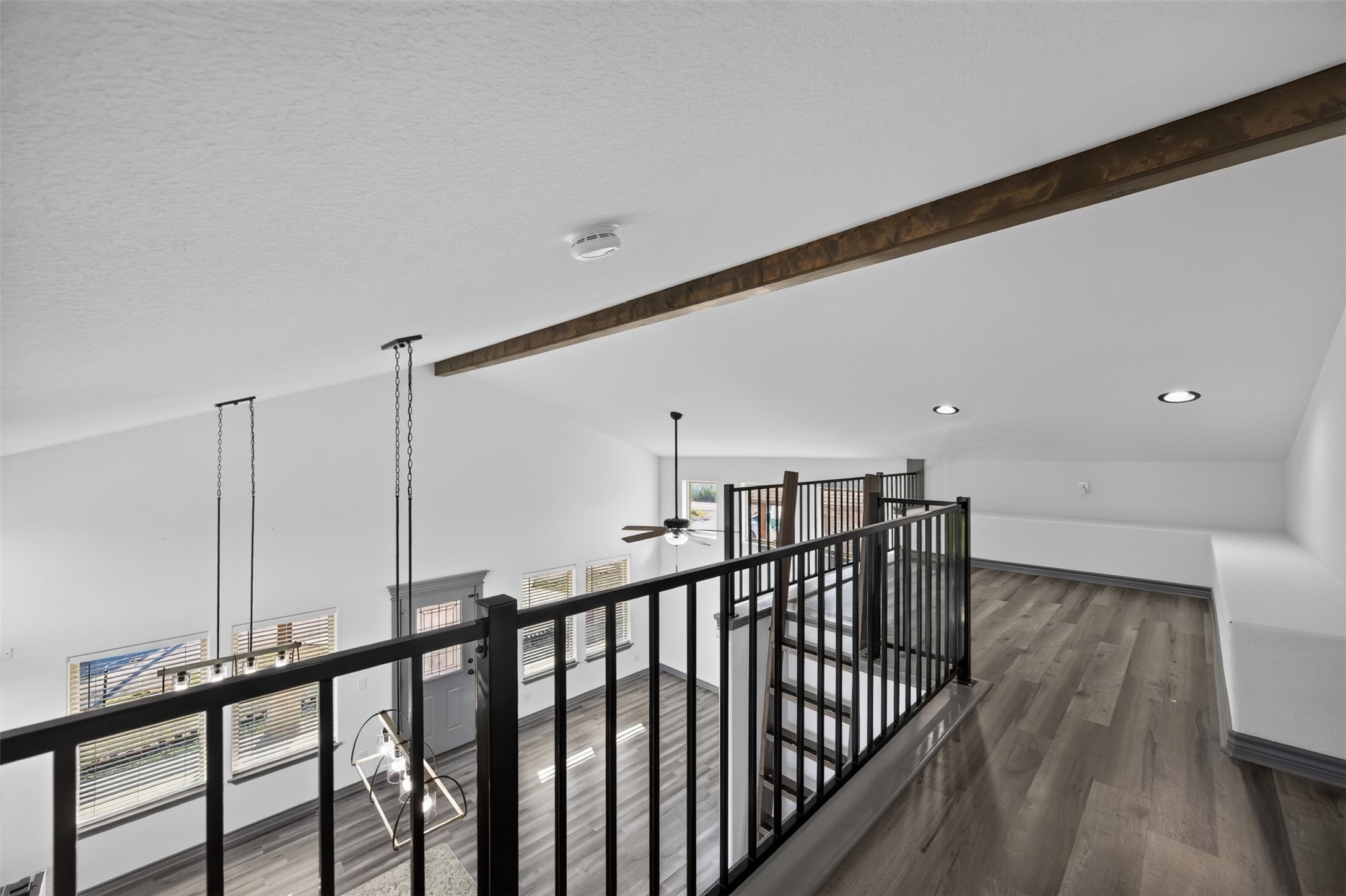 2316 Woodview Trail