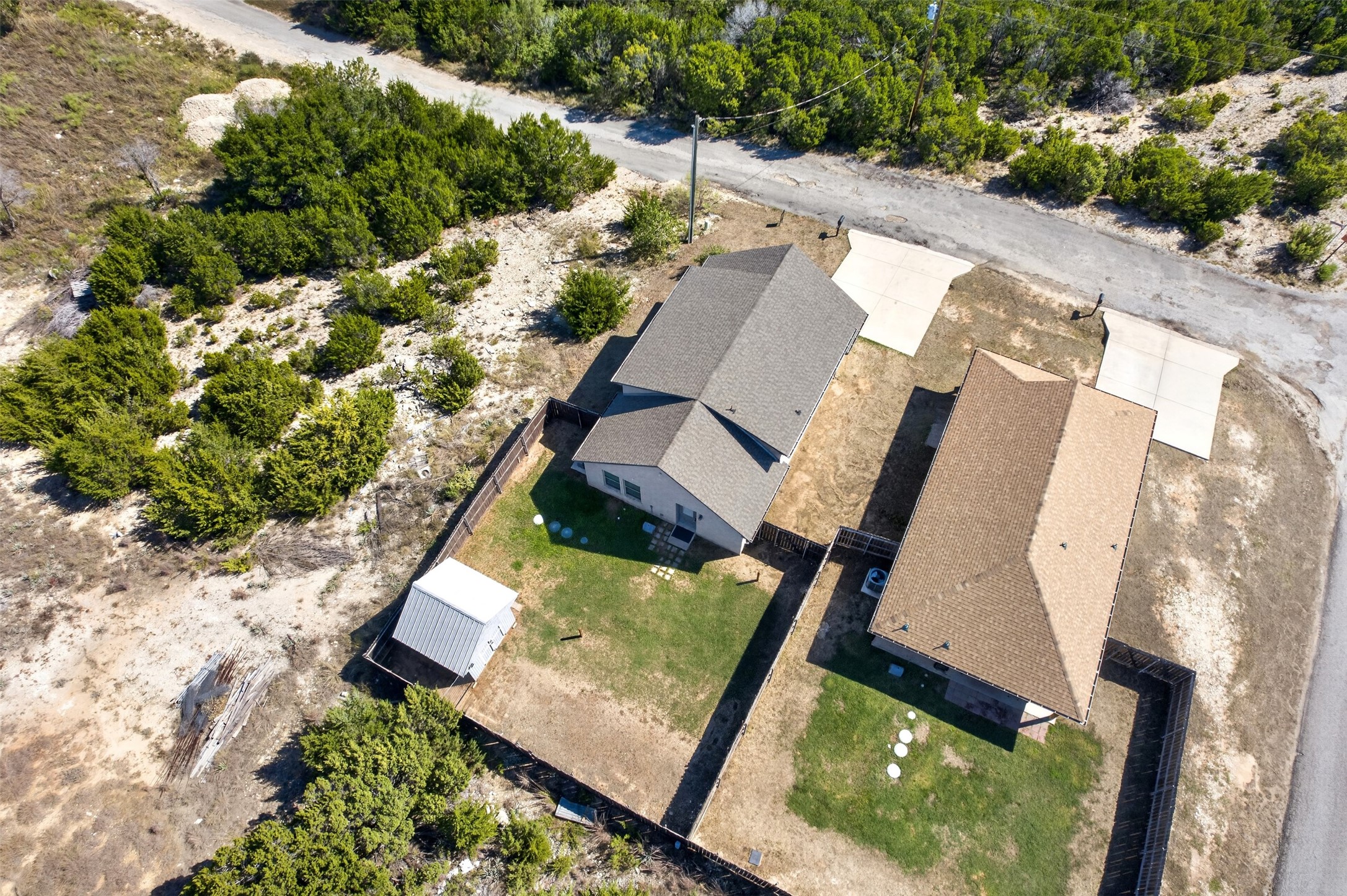 2316 Woodview Trail