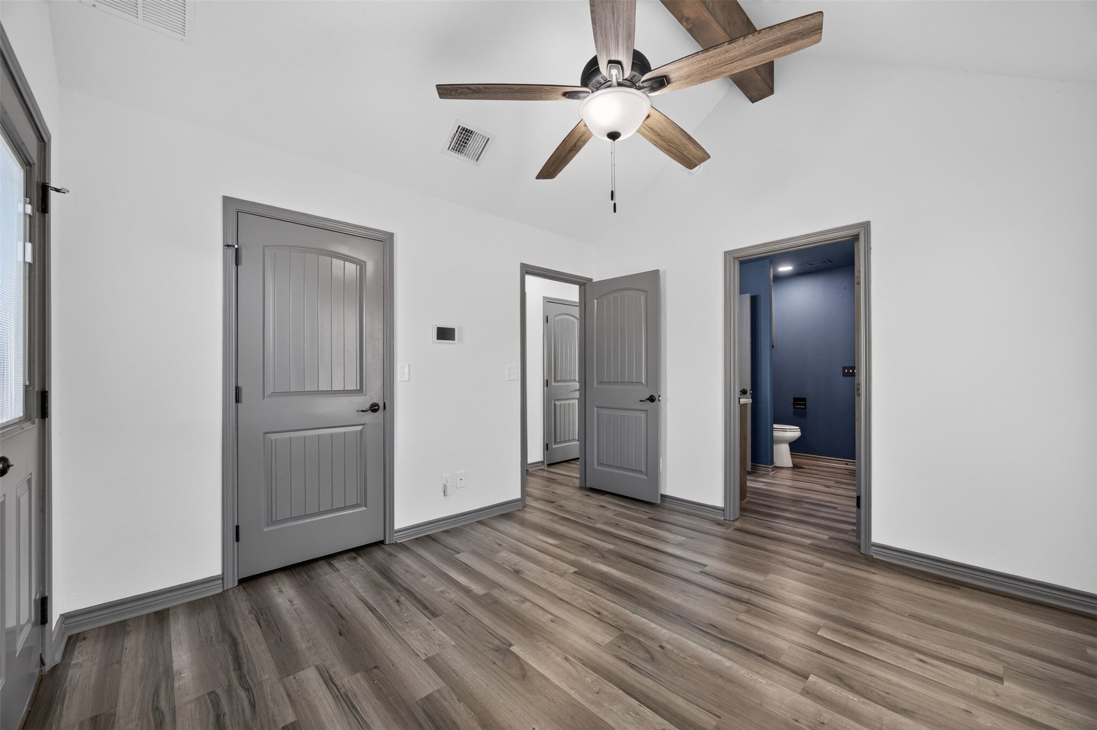 2316 Woodview Trail