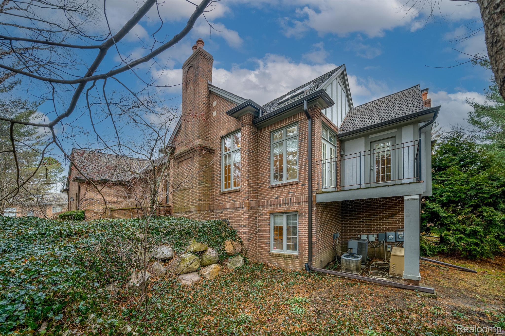 4091 Cranbrook Court