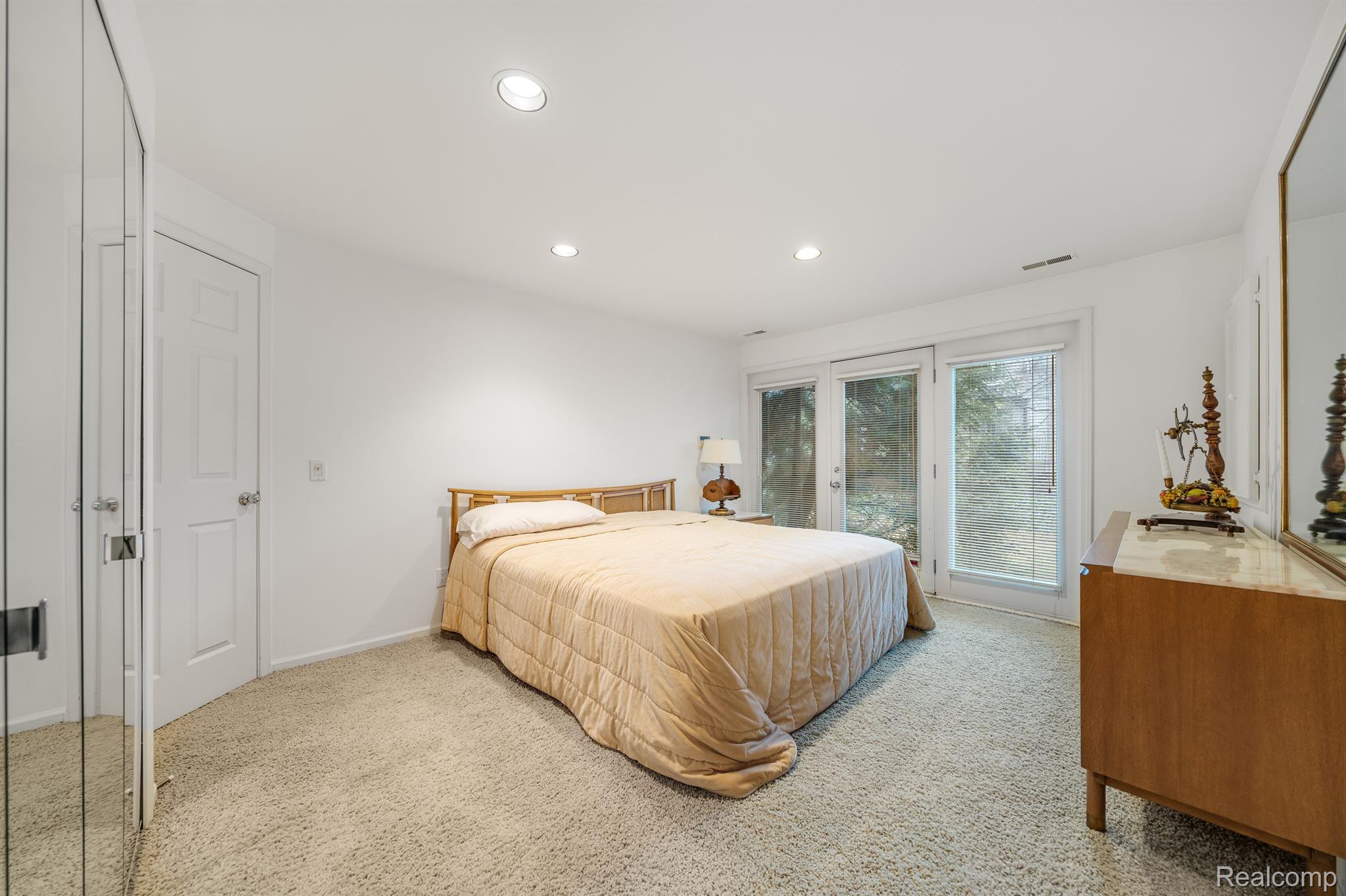 4091 Cranbrook Court