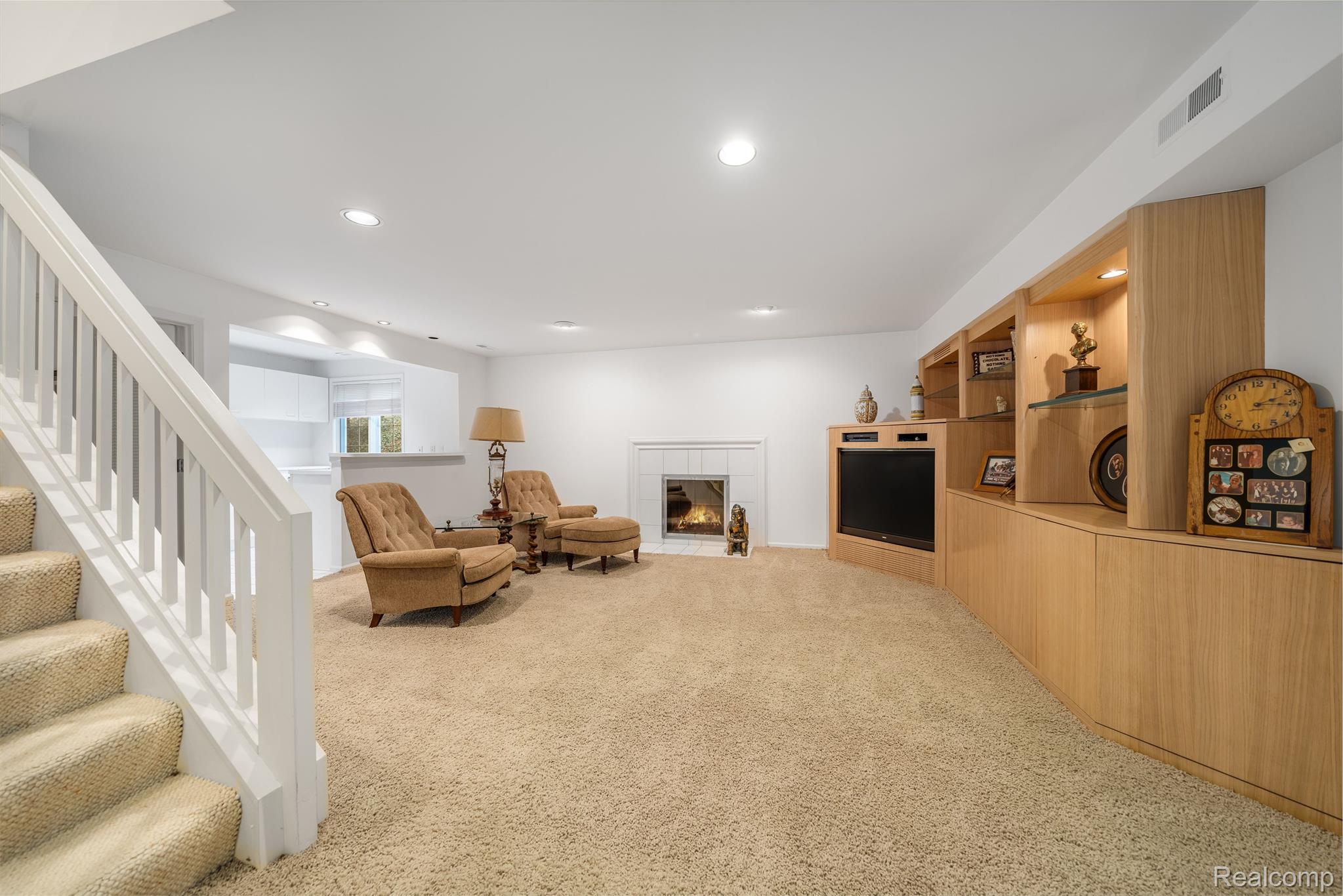 4091 Cranbrook Court