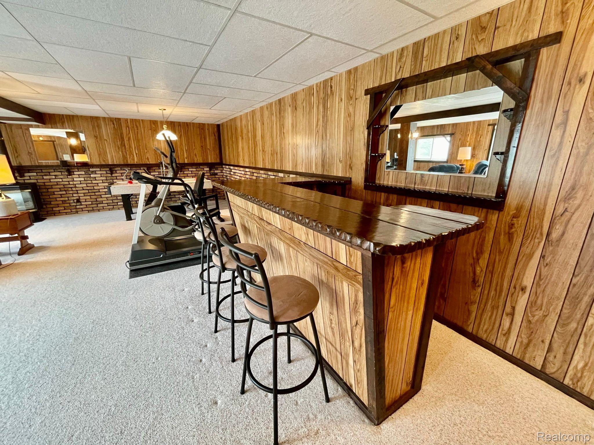 5556 WOODMIRE Drive