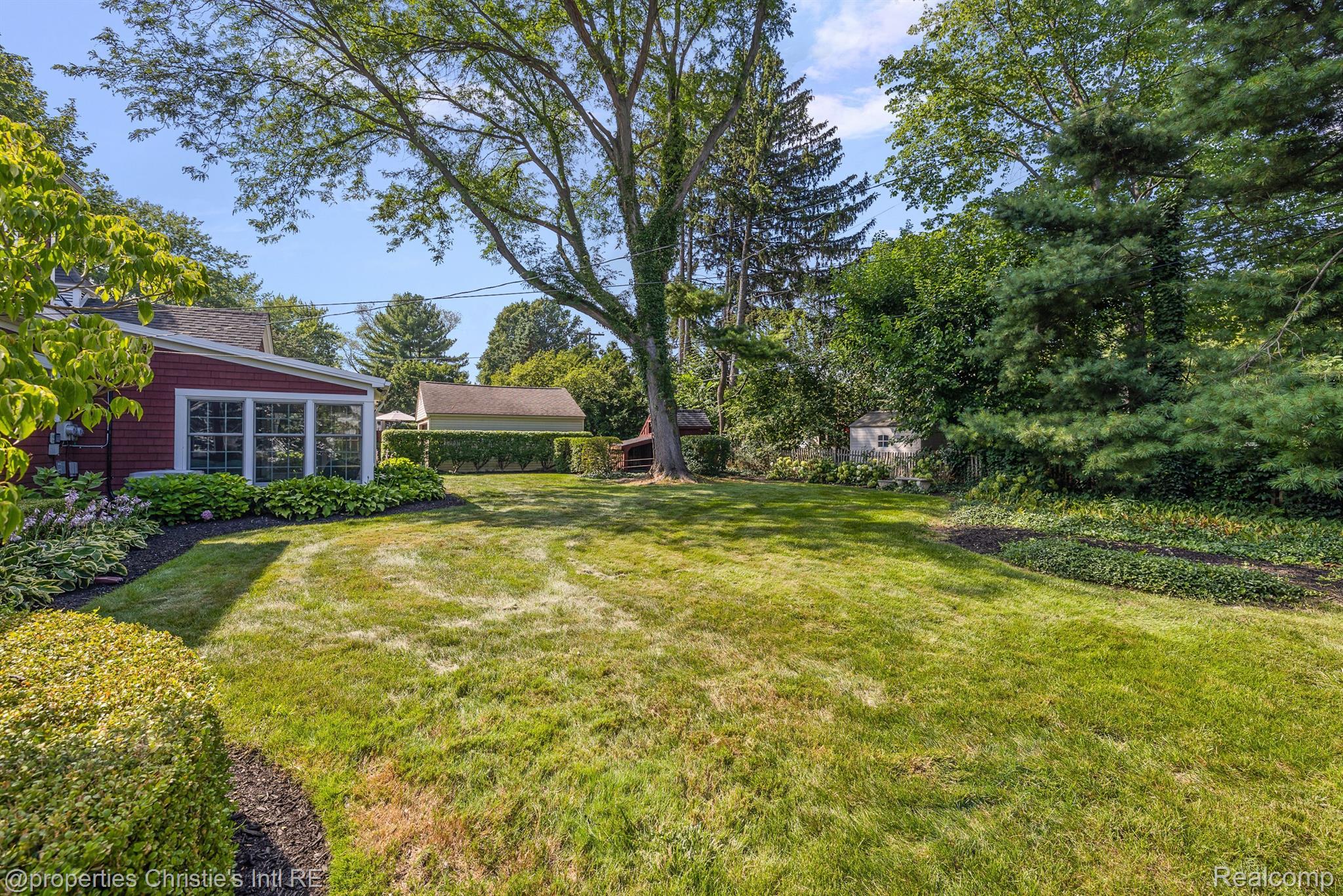 528 SHOREHAM Road