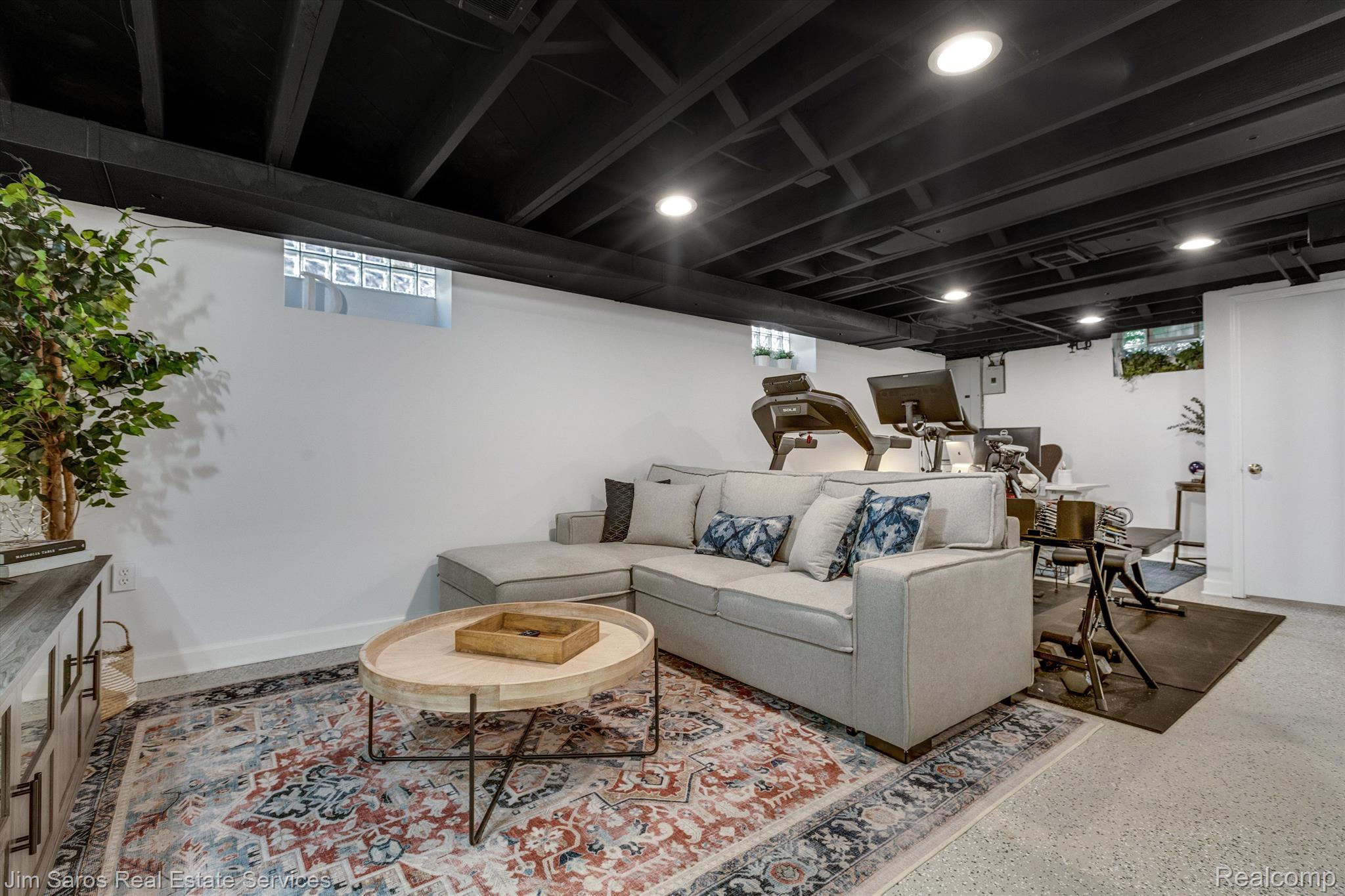 286 MOUNT VERNON Avenue